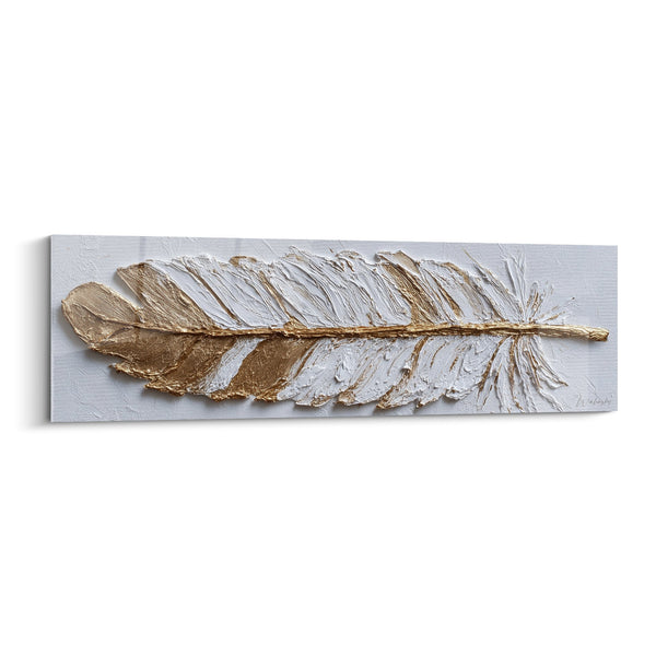 Cuadro de Pluma Dorada sobre Fondo Blanco con Textura en Relieve - Elegancia Dorada - Edición Pluma