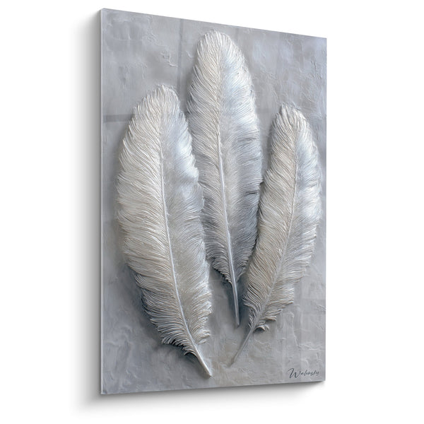 Schilderij Drie Witte en Grijze Veertjes in Reliëf op Getextureerde Achtergrond - Natuurlijke Elegantie - Feng Shui West Metal Editie