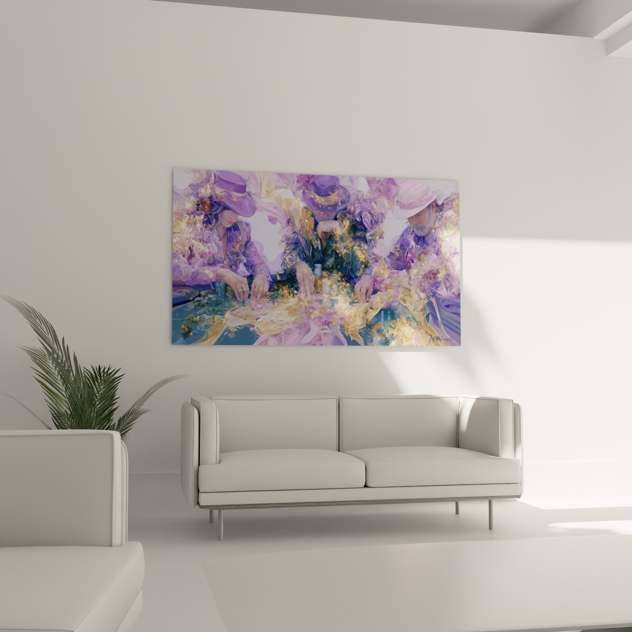 Scène de poker violette et dorée aux silhouettes fondues, au-dessus d'un canapé dans un salon lumineux