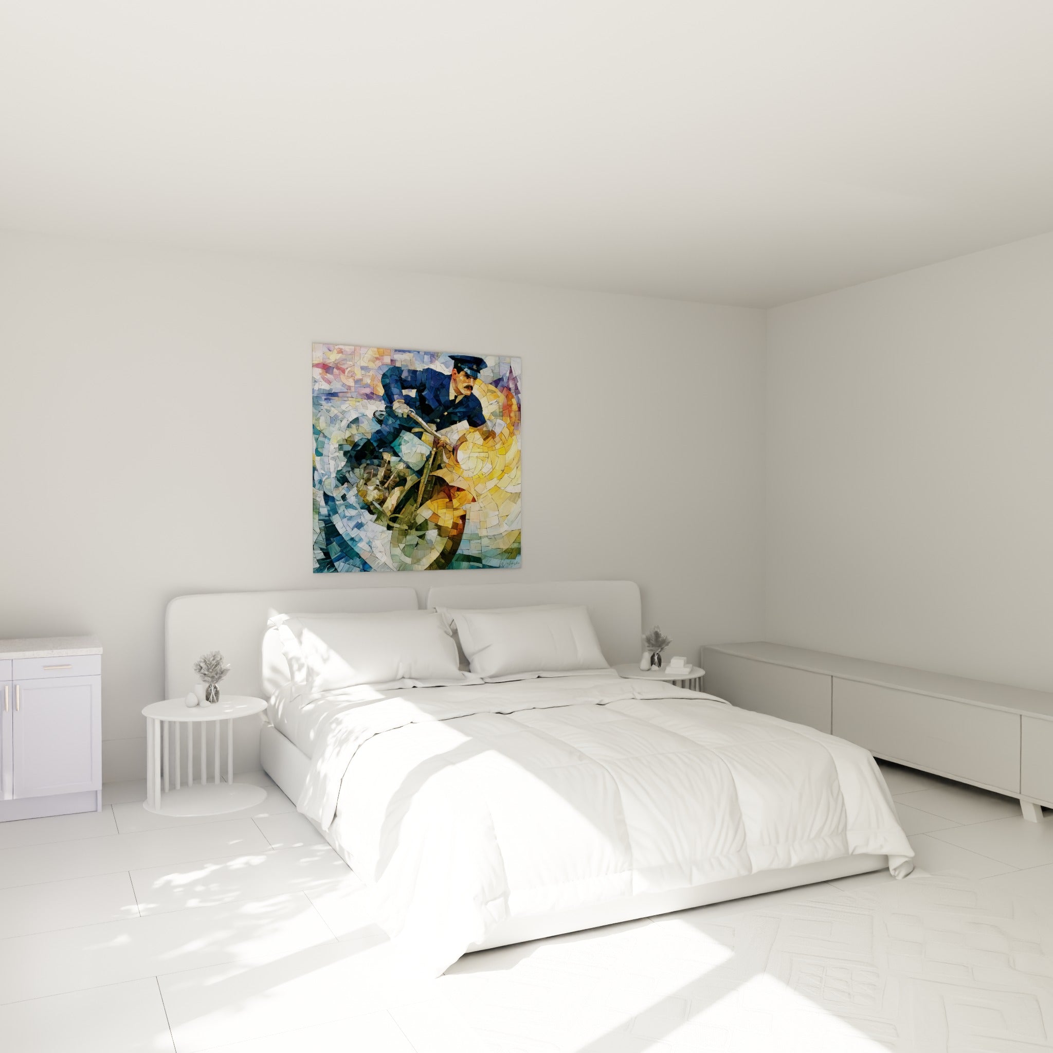 Cavalier moto aux teintes bleu marine et jaune ocre accroché au-dessus d'un lit dans une chambre claire
