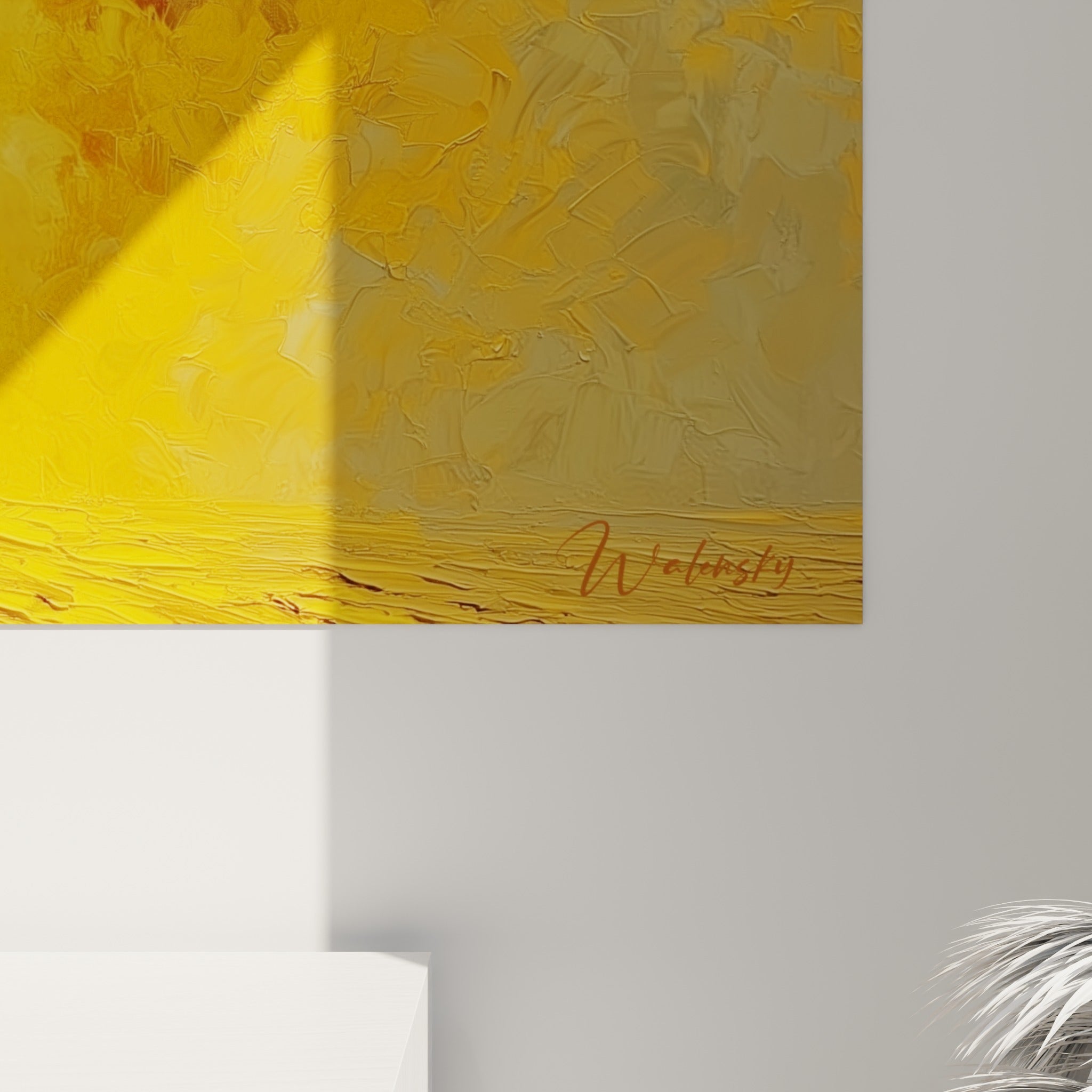 Empâtements épais de peinture jaune et rouge où la matière du pompier héroïque révèle son relief texturé