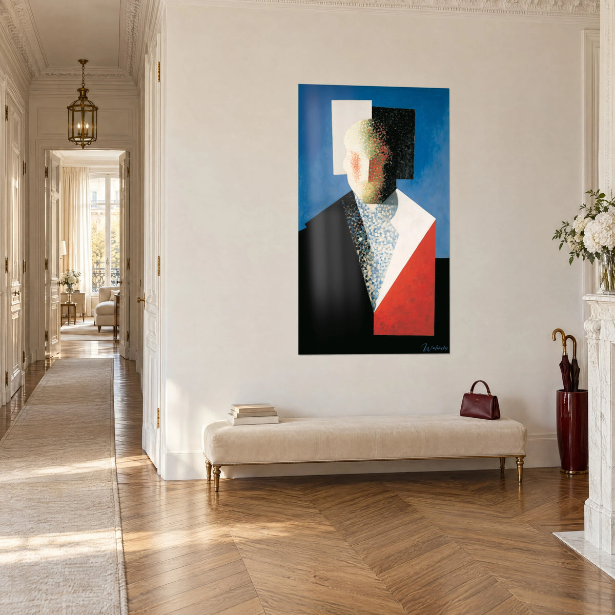 Cuadro Silueta geométrica con cabeza en mosaico de puntos ocres y negros, pechera blanca y roja, pared crema de un pasillo haussmanniano