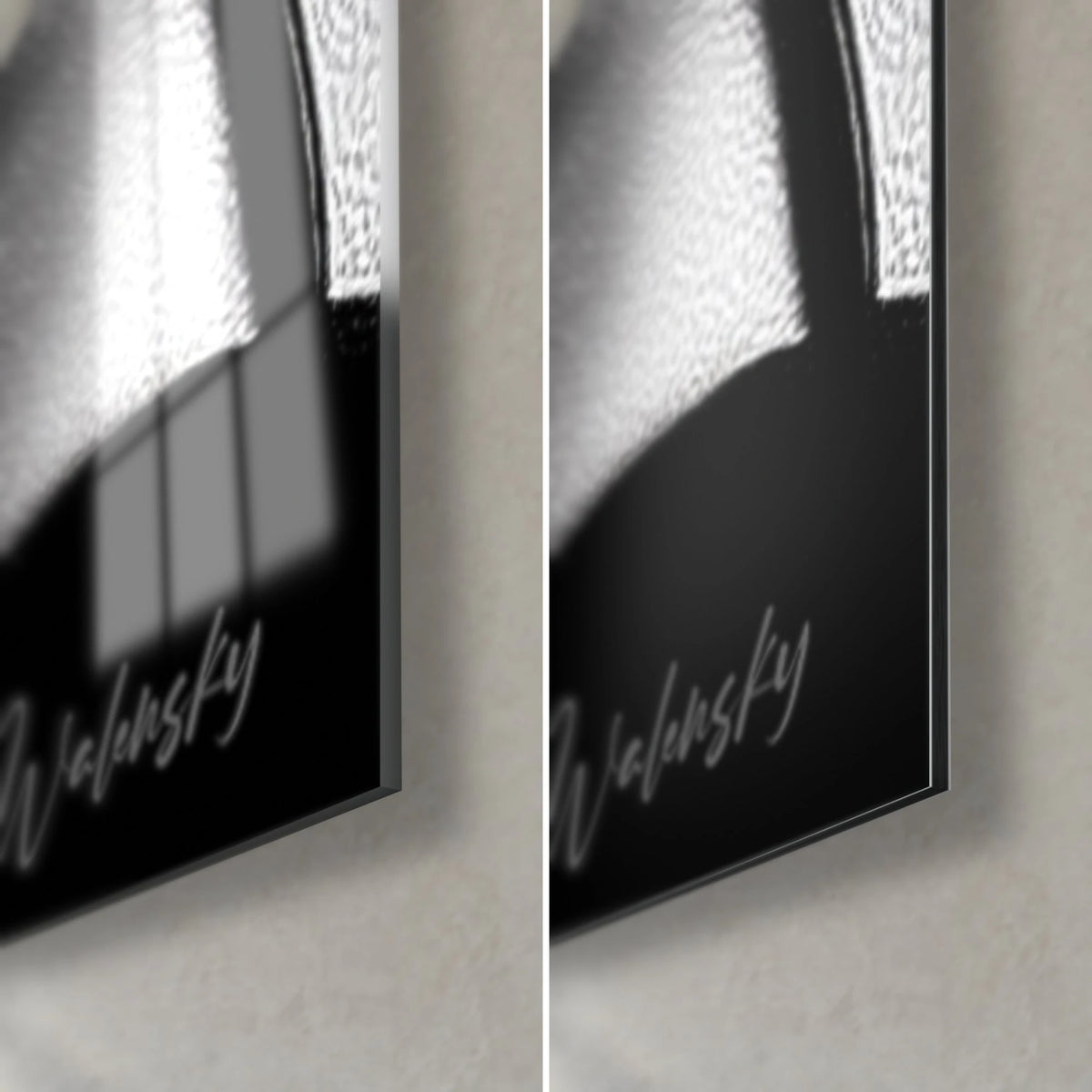 Cuadro retrato en blanco y negro de mujer con gafas, esquina inferior derecha: firma gris Walensky, cristal brillante y Dibond negro mate, canto de 3 mm