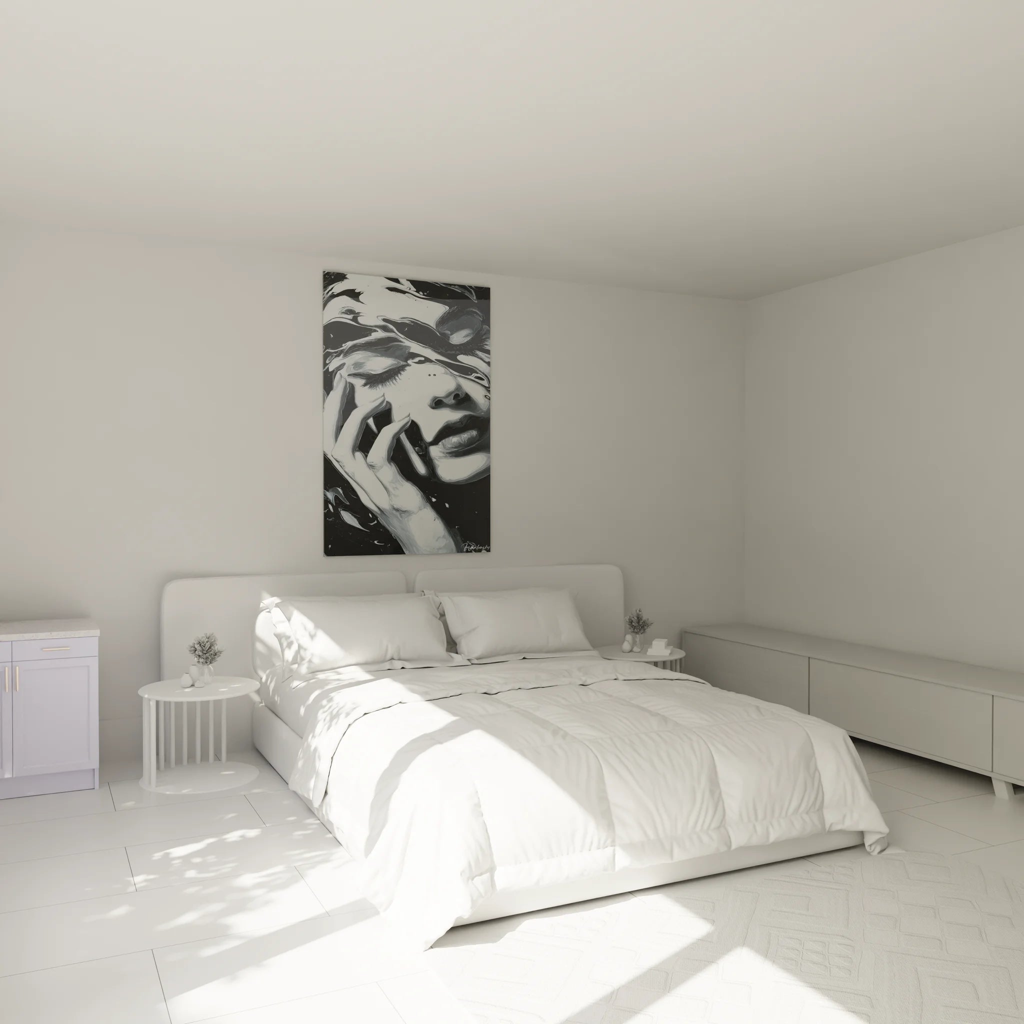 Tableau portrait femme noir et blanc dans une chambre moderne avec décoration minimaliste
