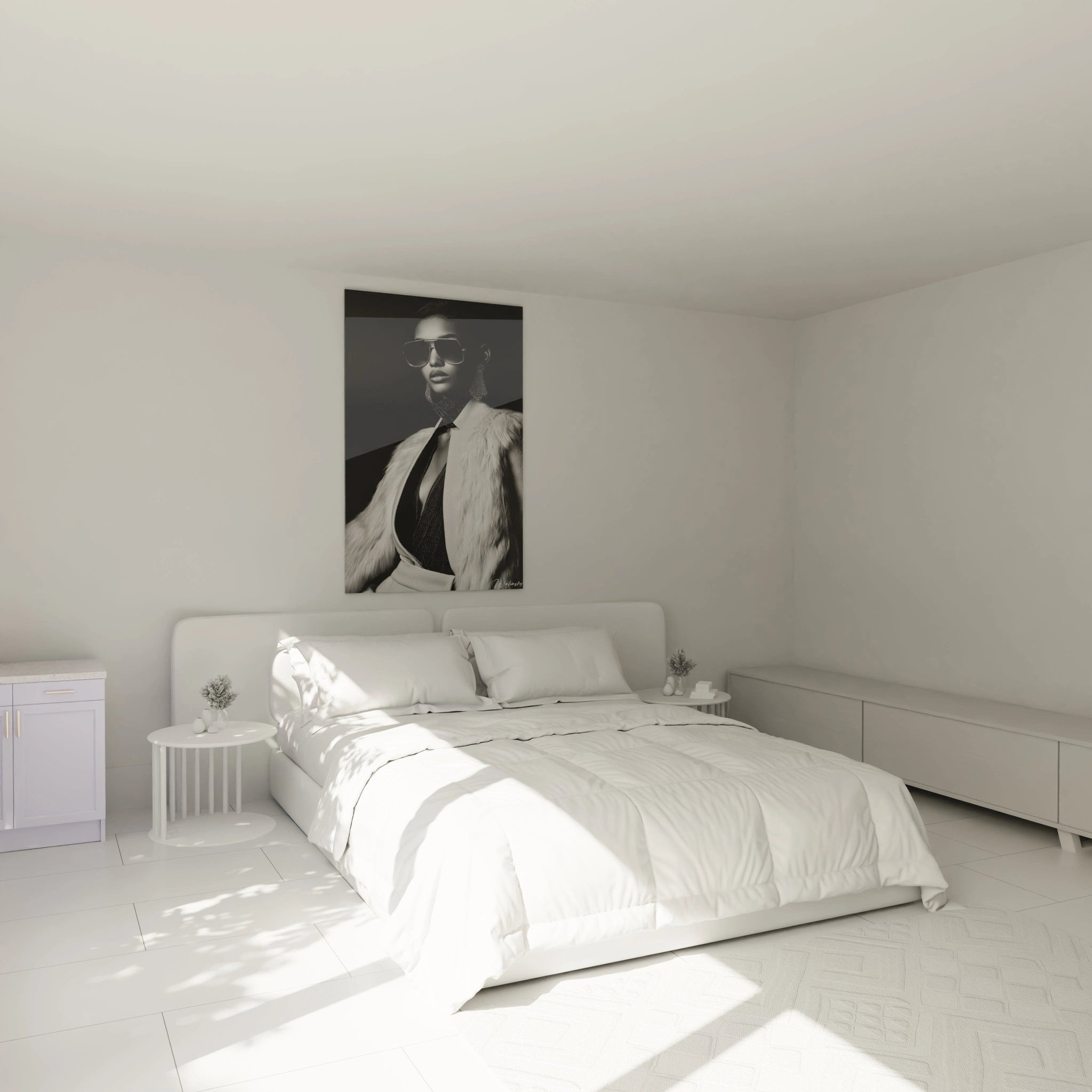 Tableau portrait femme noir et blanc accroché au mur dans une chambre moderne et lumineuse