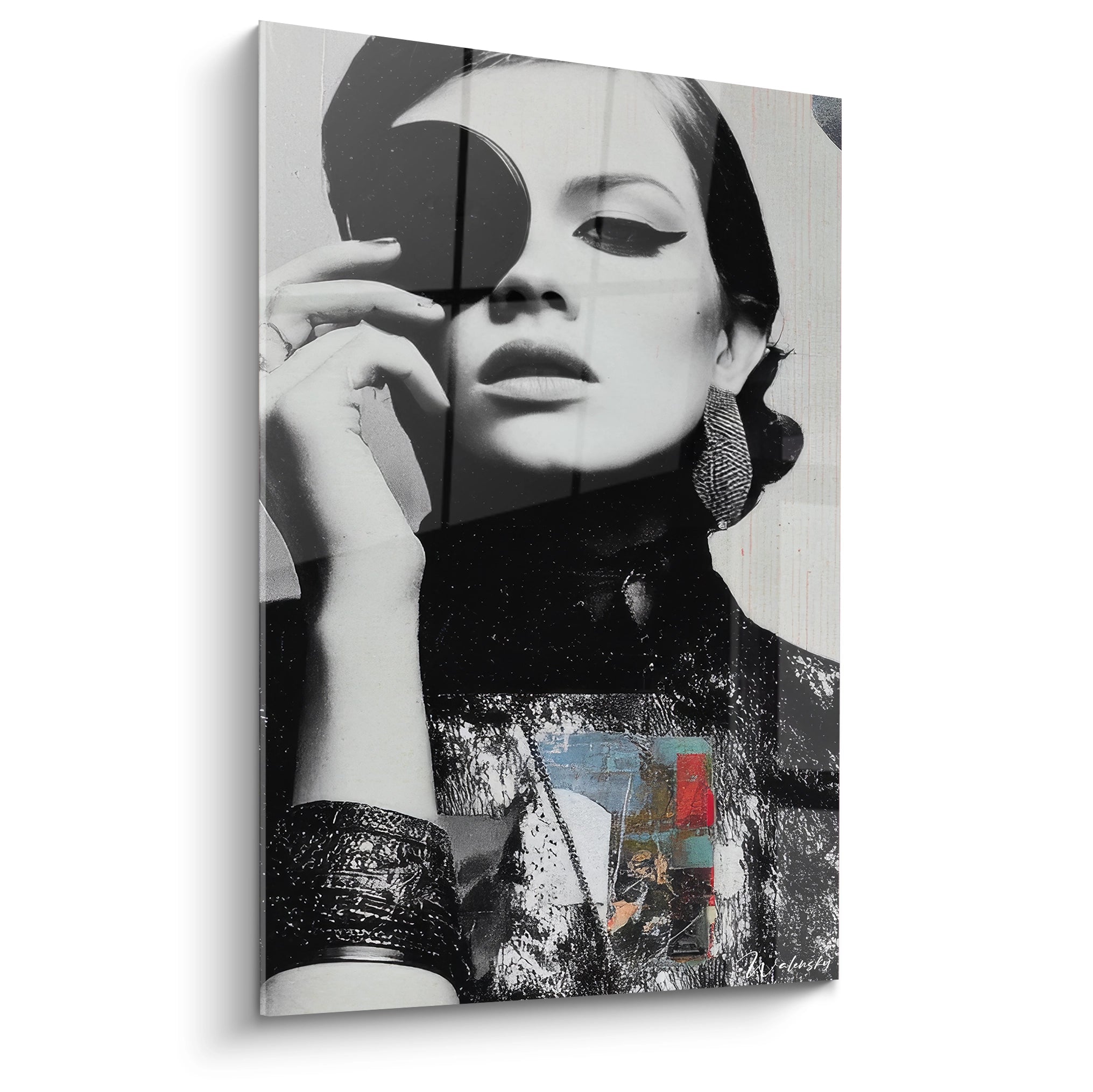 Tableau mural portrait femme vintage en noir et blanc avec des éléments graphiques colorés