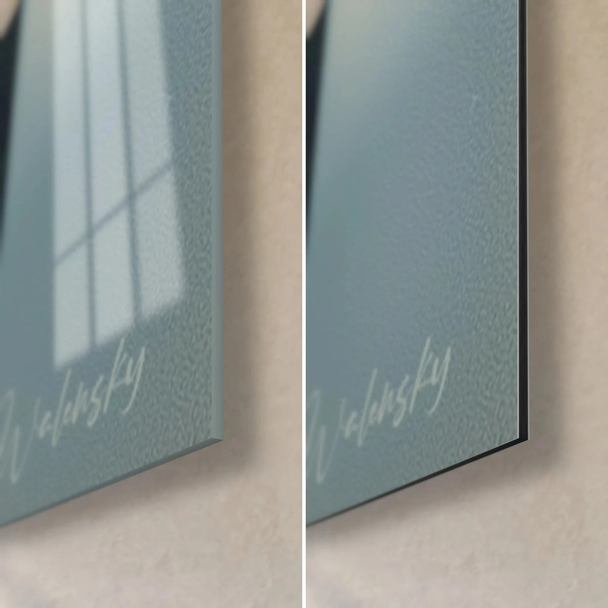 Gemälde unscharfes Porträt, untere rechte Ecke: glänzendes Acrylglas mit blaugrauen Fensterspiegelungen und mattschwarzes Dibond, 3 mm Stärke