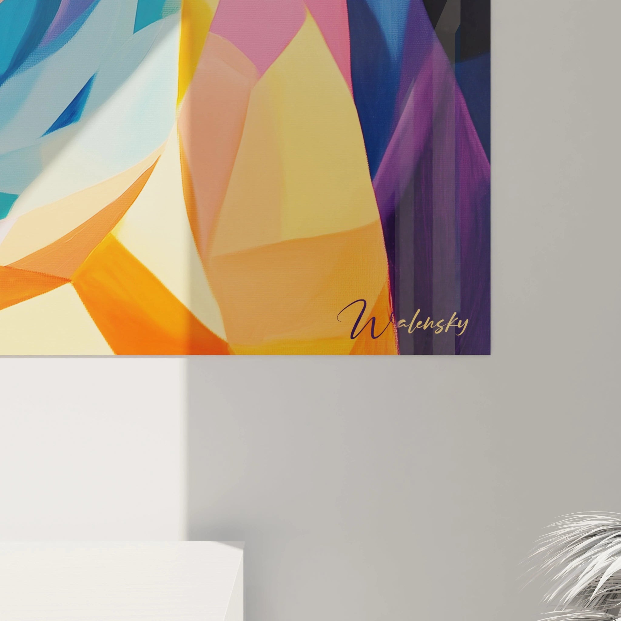 Un tableau abstrait spirale explorant le mouvement circulaire à travers une mosaïque de triangles colorés. L'œuvre combine des bleus intenses, des oranges vifs et des turquoises lumineux dans une composition dynamique qui guide le regard vers son centre rayonnant.
