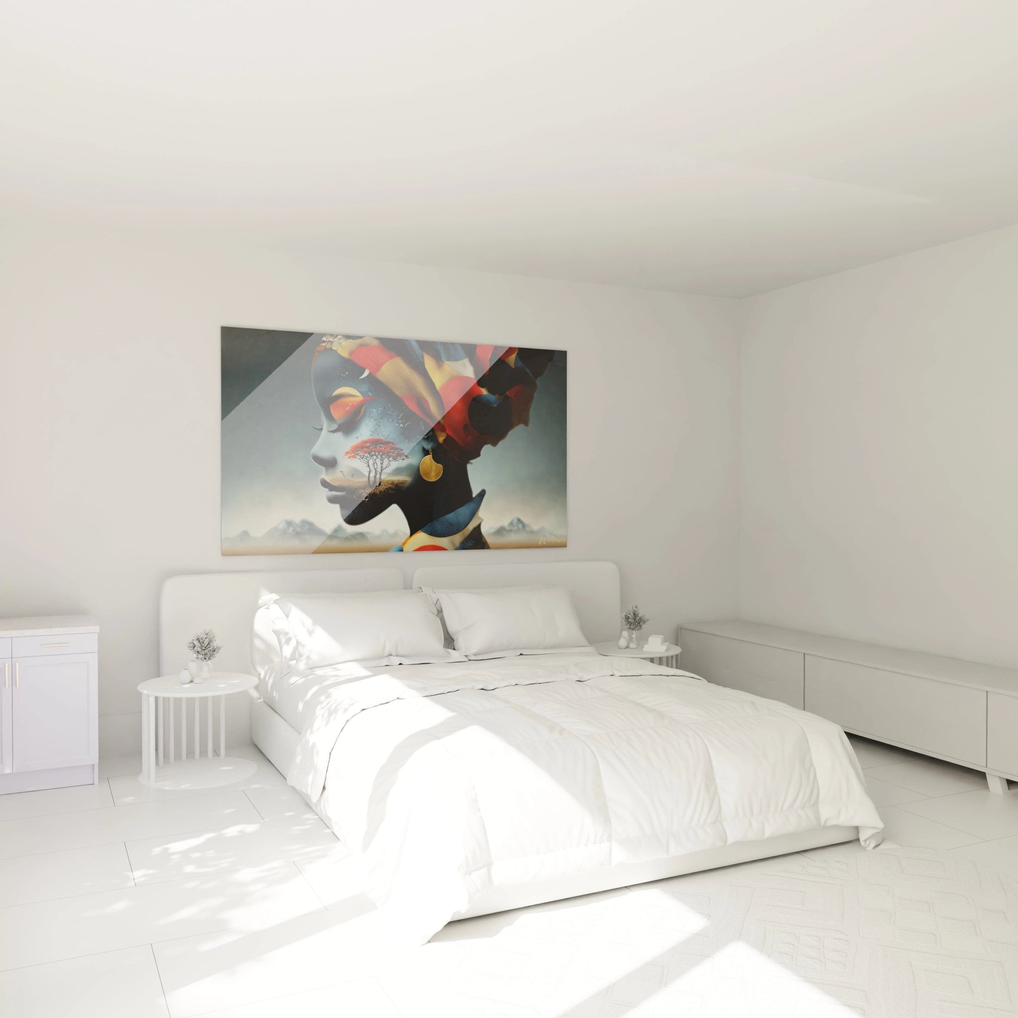 Tableau mural visage africain sur un mur blanc dans une chambre moderne et lumineuse