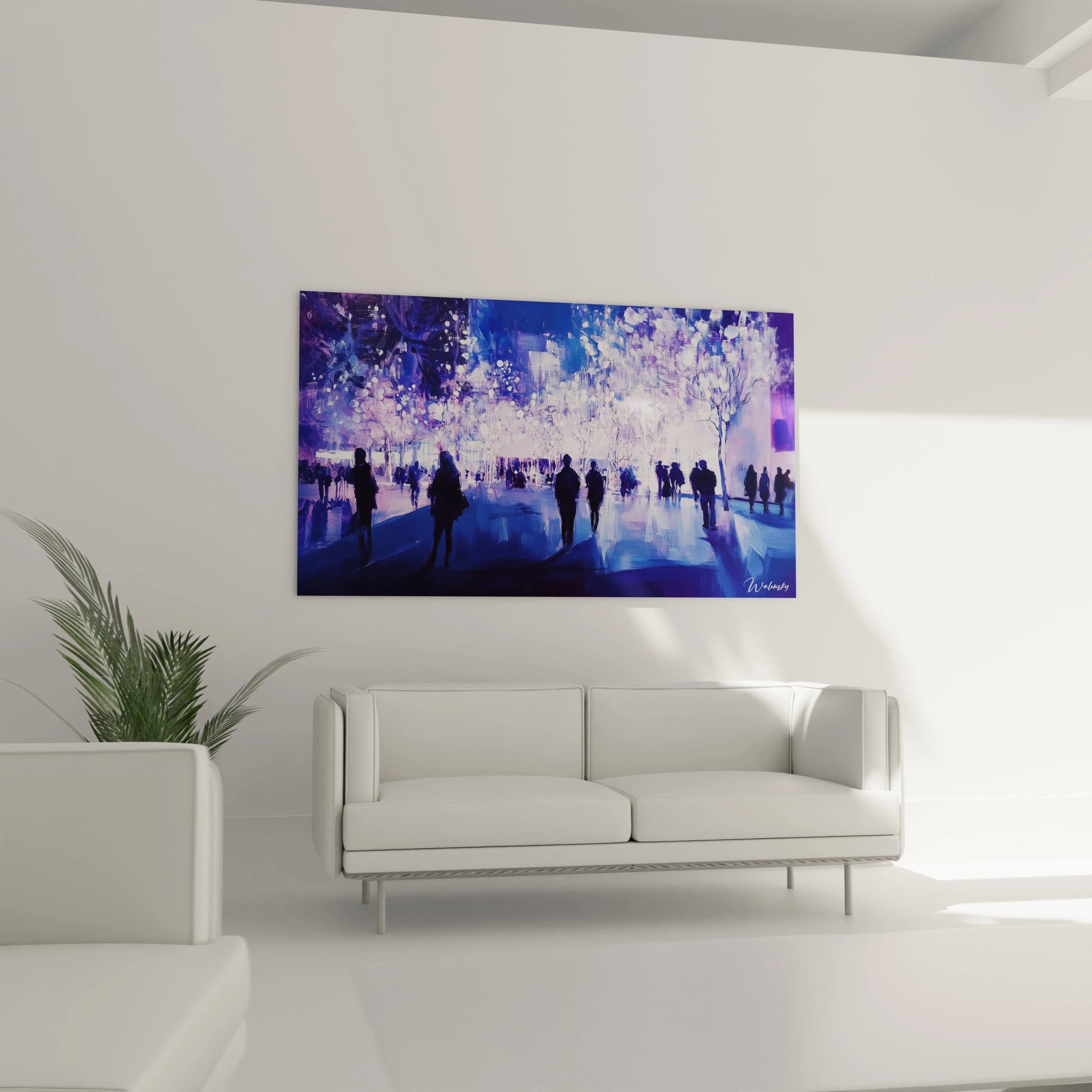 Un tableau nocturne urbain aux tons violets et bleus représentant une promenade illuminée avec des silhouettes de passants, caractérisé par des touches de pinceau expressives, des jeux d'ombre et de lumière, et une ambiance mystérieuse.
