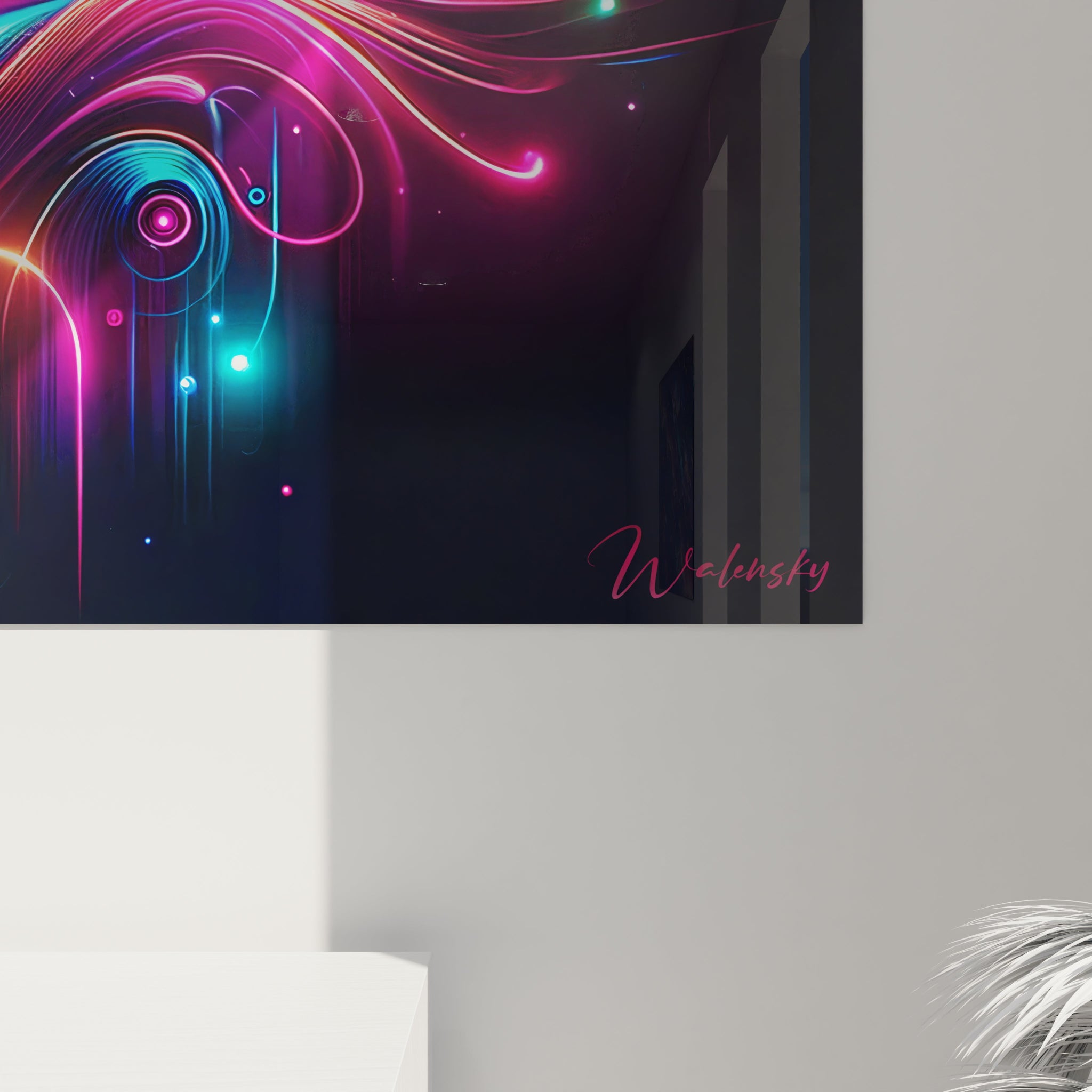 Tableau abstrait présentant des vagues lumineuses aux teintes fluorescentes. Gamme colorée intense alliant bleu azur, rose vif et mauve avec éléments circulaires brillants. Texture semblable à des fibres lumineuses avec lignes courbes groupées et points scintillants. Motif organique de courants sinueux traversant l'espace noir avec variations d'épaisseur et d'intensité créant un effet visuel hypnotique.
