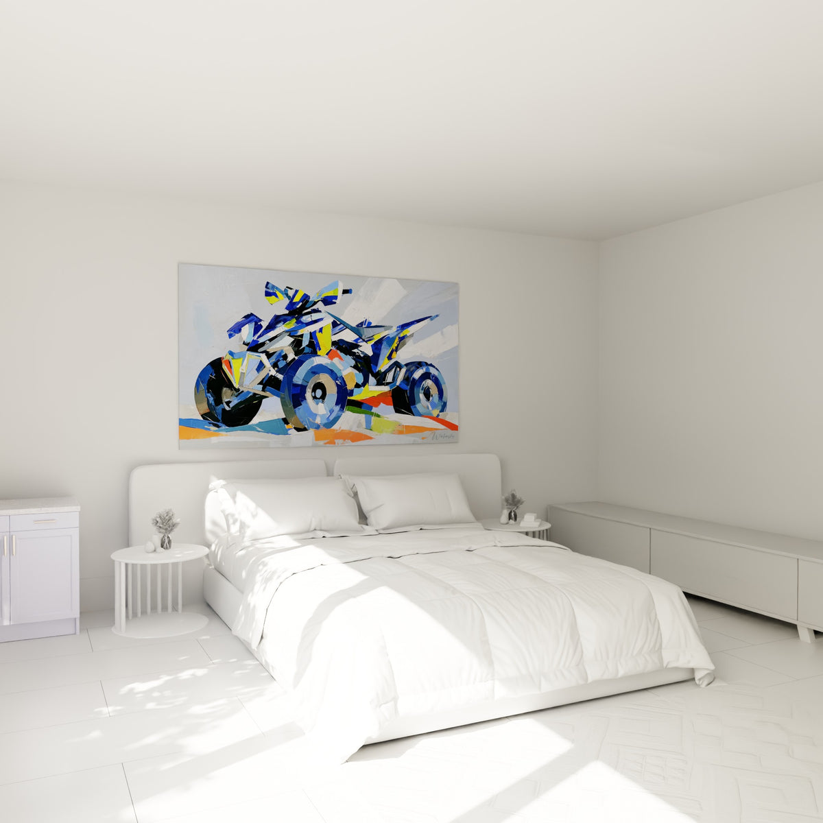 Quad aux éclats bleu marine et jaune fluo, accroché au-dessus d'un lit dans une chambre claire