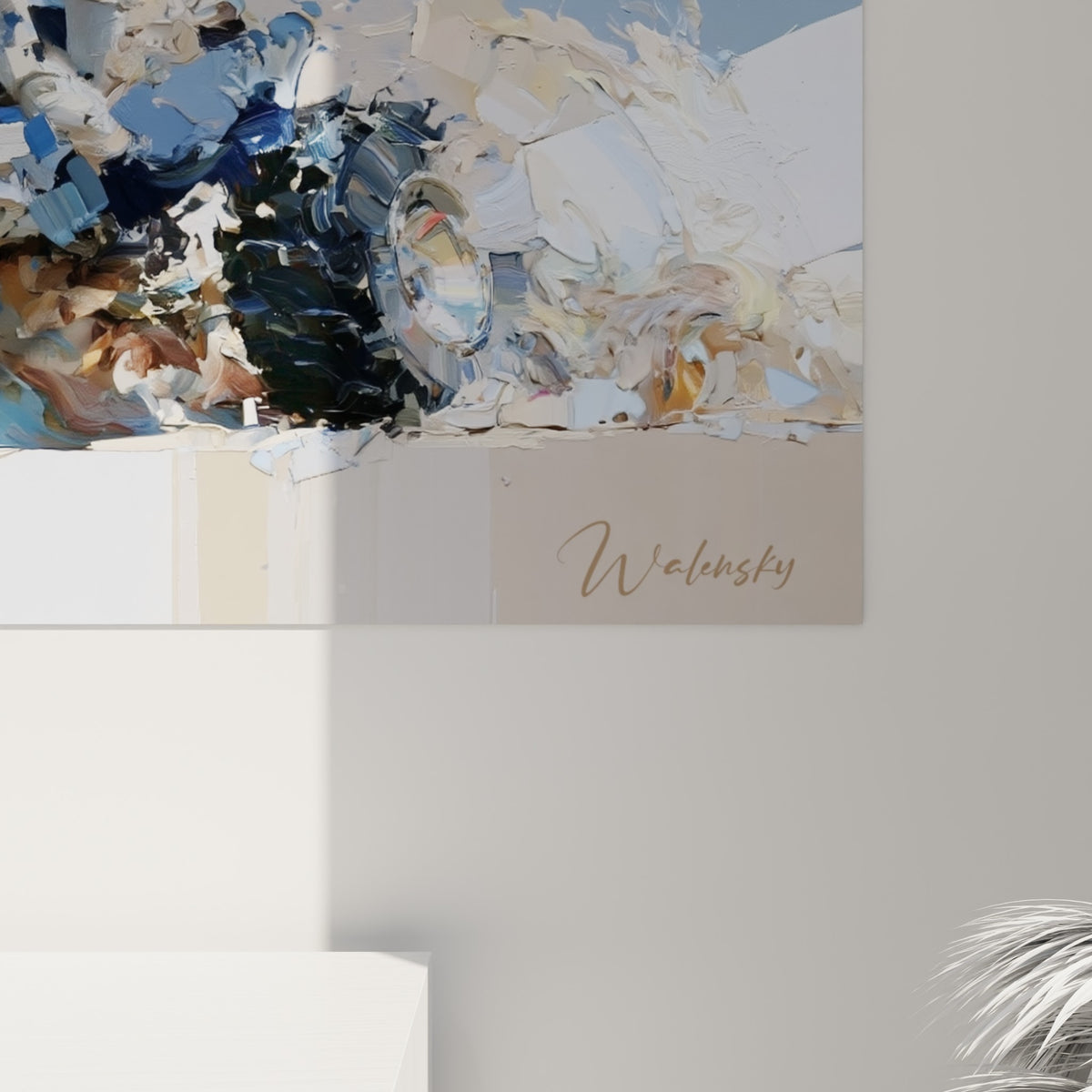 Empâtements épais mêlant bleu marine, beige et blanc, matière texturée du tableau quad vue de près