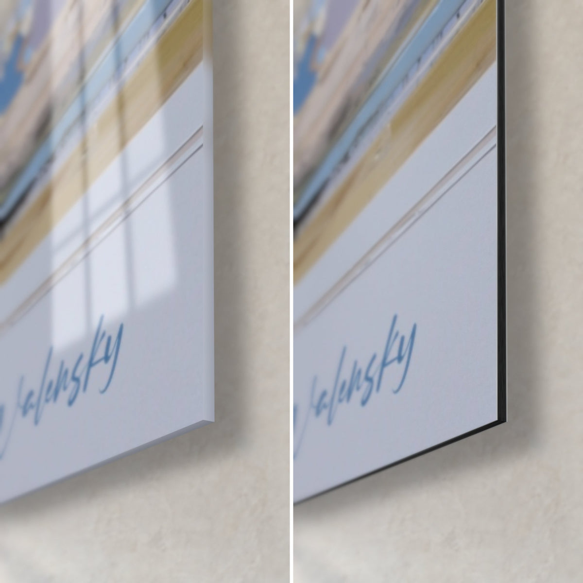 Schilderij quad in splinters van kobaltblauwe en crèmewitte verf, rechtsonder hoek, glanzend glas en mat Dibond, rand van 3 mm