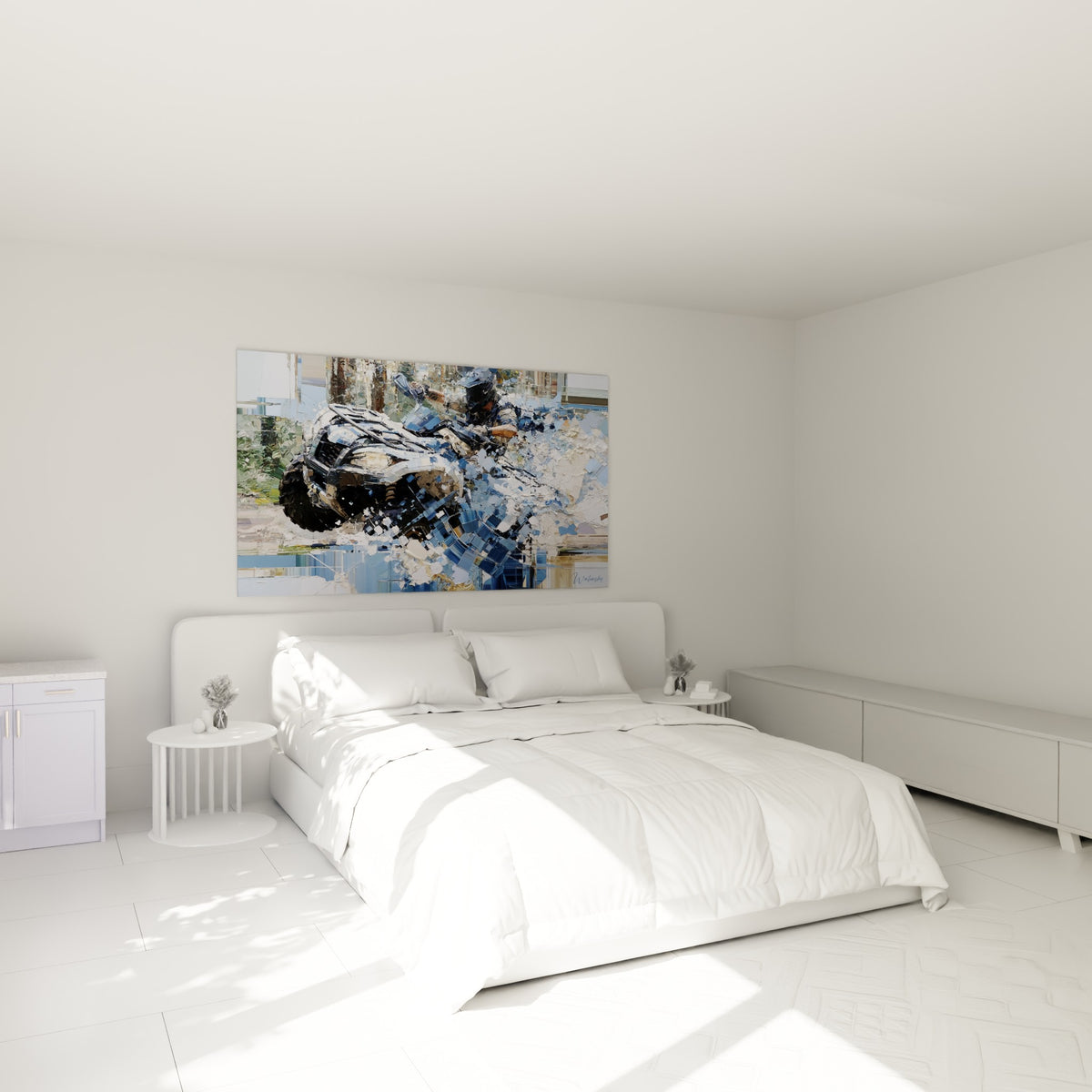 Quad bleu marine et blanc éclaté accroché au-dessus d'un lit dans une chambre claire