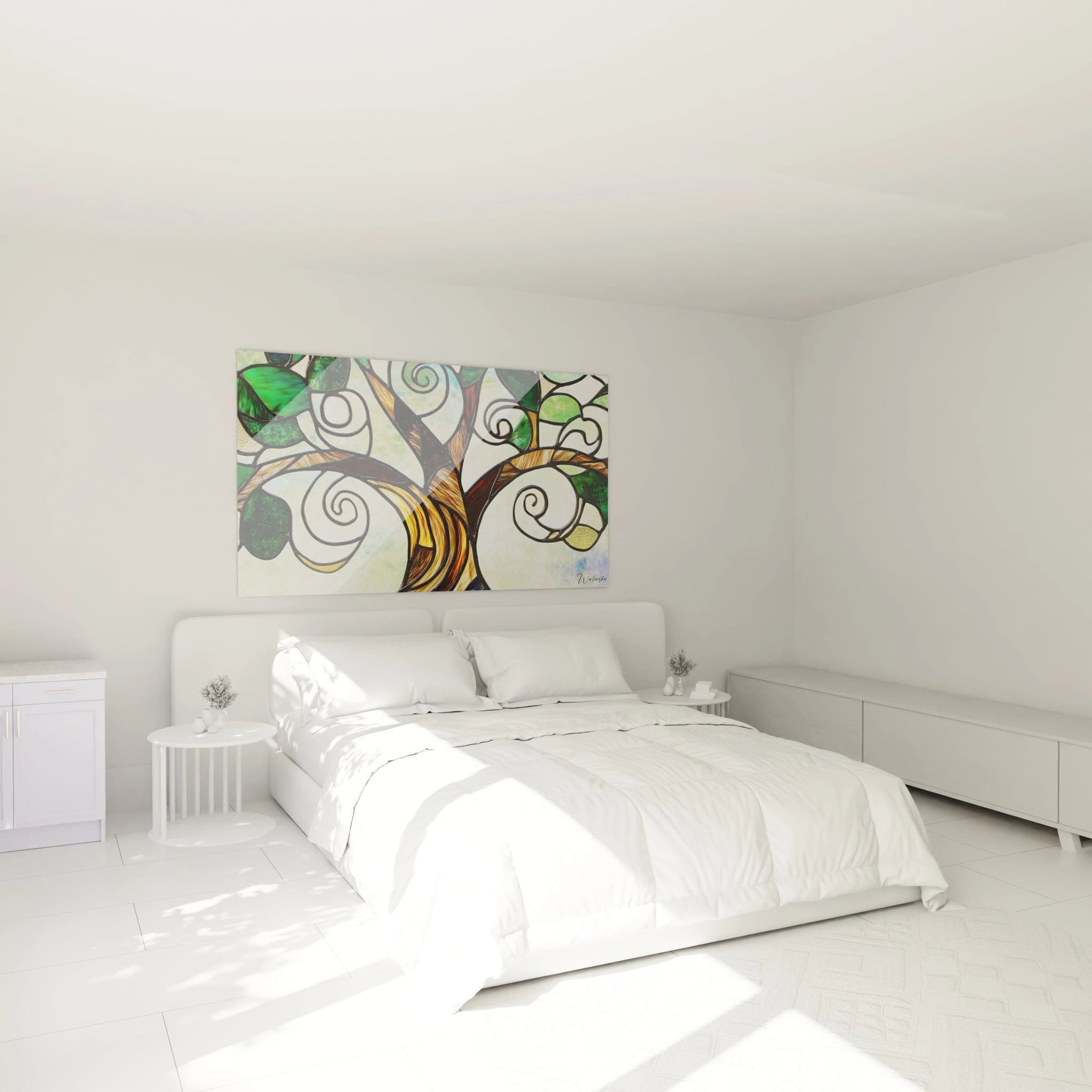 Un tableau vitraux d'arbre de vie aux branches spiralées en tons ambrés et feuilles vert émeraude, segmenté par des lignes noires simulant le plomb, créant un effet de lumière traversant le verre coloré sur fond irisé.
