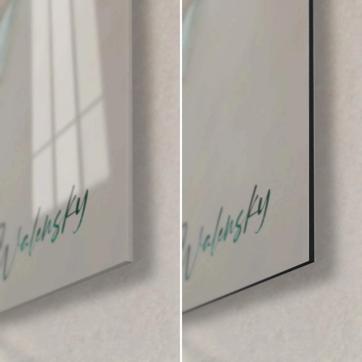 Wall art of a sea-green koala in impasto brushstrokes, bottom right corner: glossy acrylic glass on the left, matte black Dibond on the right, 3 mm edge