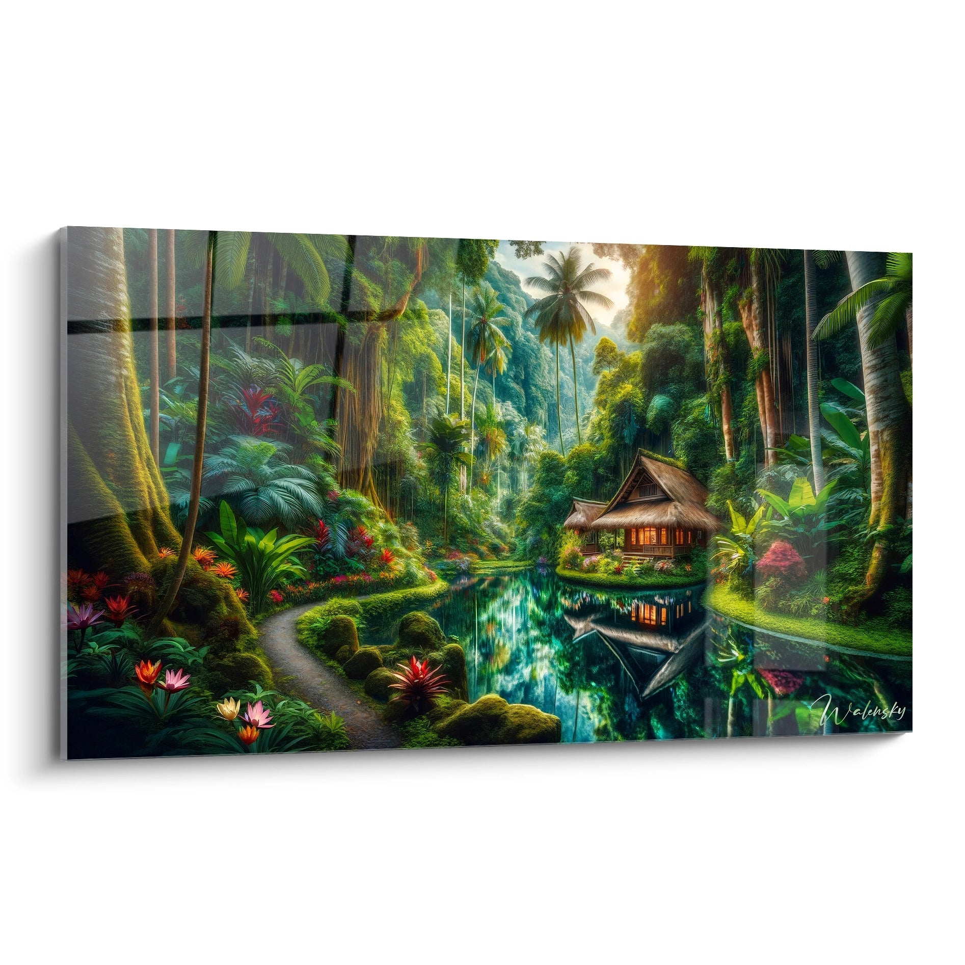 Un tableau paysage représentant une cabane au toit de chaume nichée dans une forêt tropicale luxuriante. L'habitation se reflète dans un étang aux eaux turquoise entouré de végétation dense. Des palmiers, fougères et plantes à fleurs rouges et roses bordent un sentier sinueux. La lumière dorée filtre à travers la canopée verdoyante.
