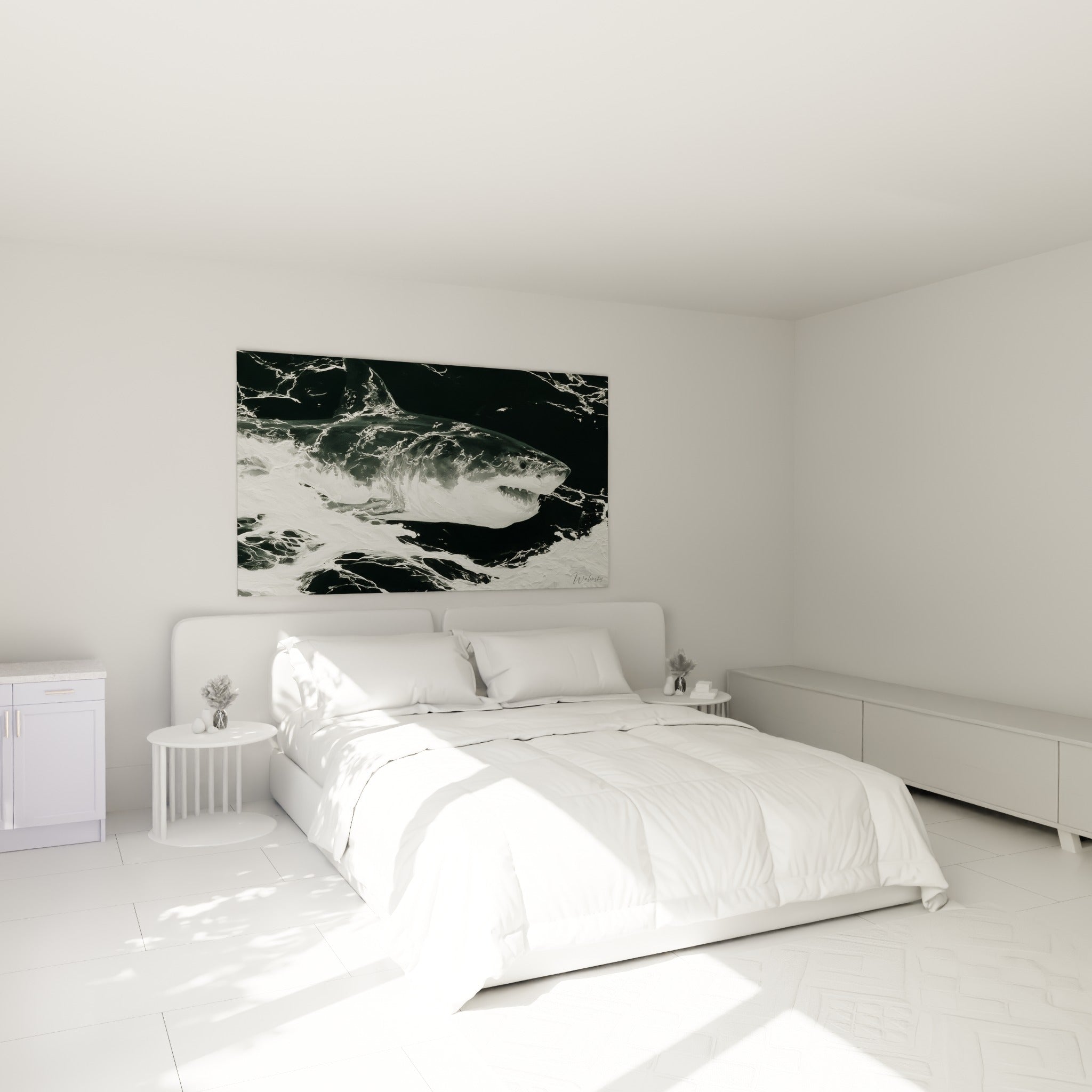 Requin anthracite surgissant des vagues, dents visibles, au-dessus d'un lit dans une chambre claire