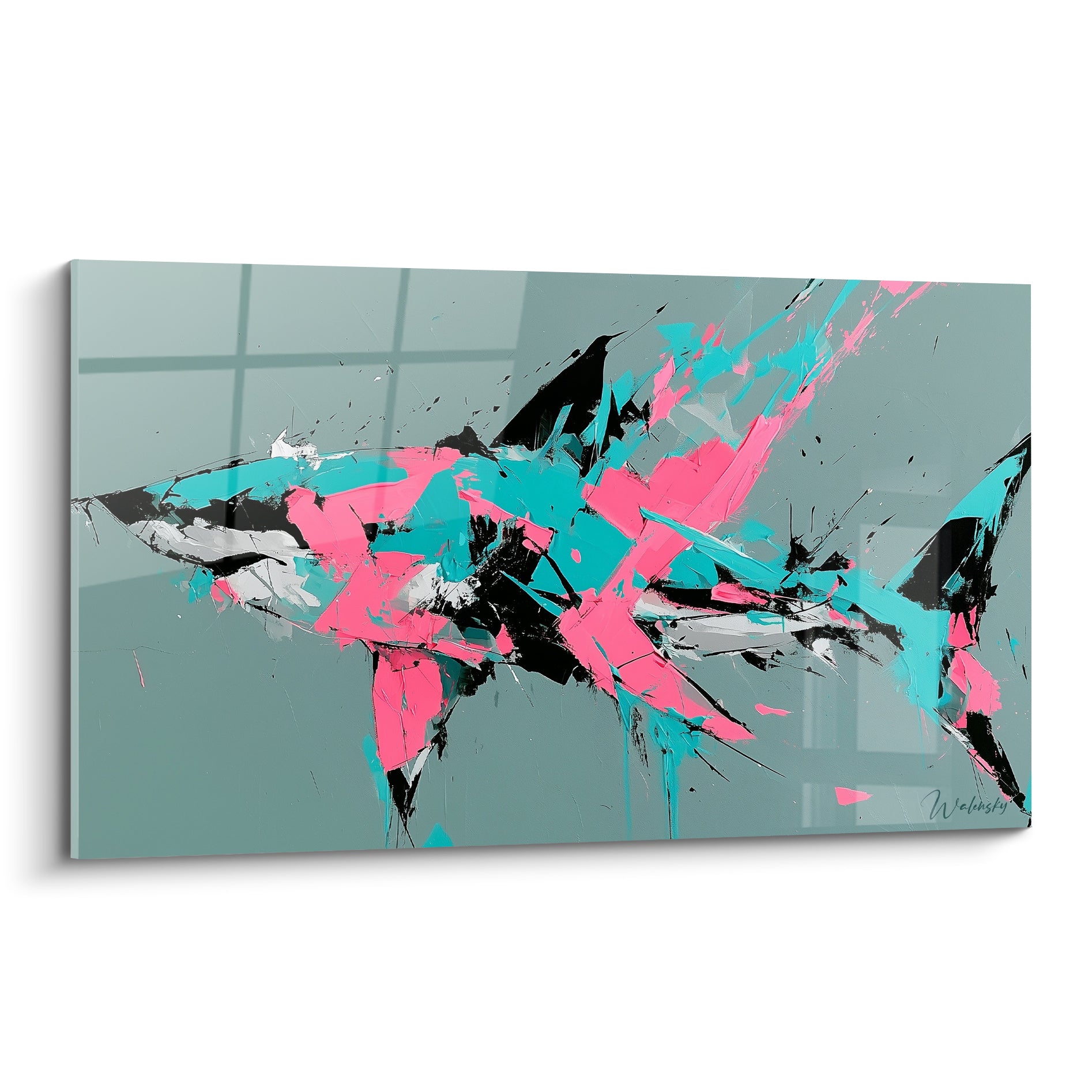 Requin fragmenté rose et turquoise sur fond sauge, composition abstraite en éclats anguleux