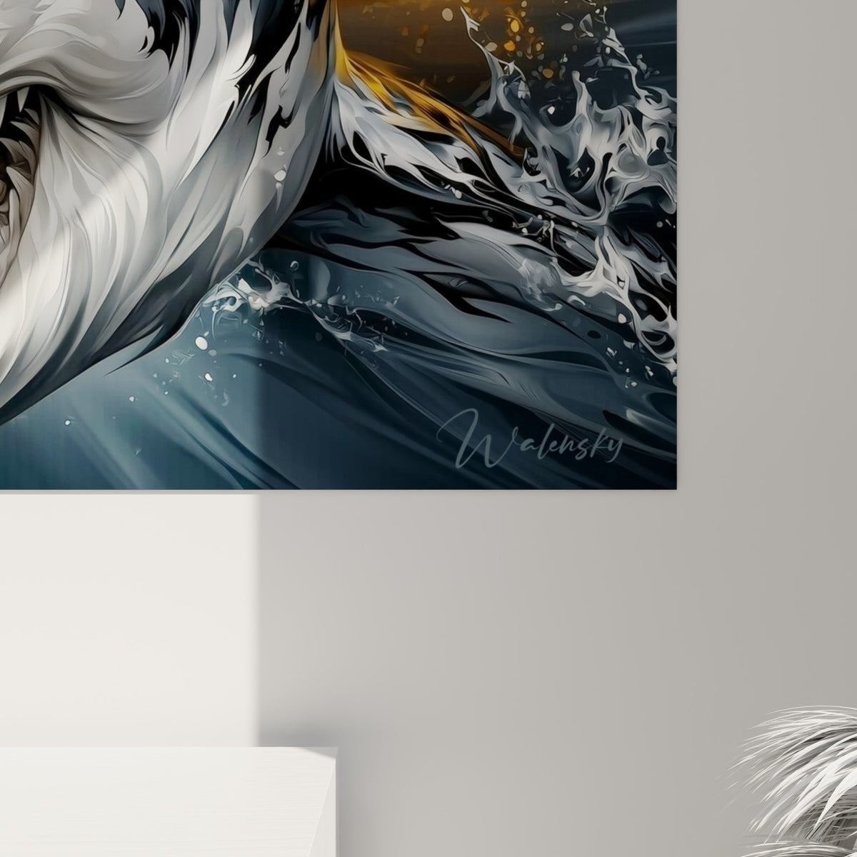 Empâtements dorés et gris se mêlant sur la toile, textures fluides évoquant l'eau autour du requin