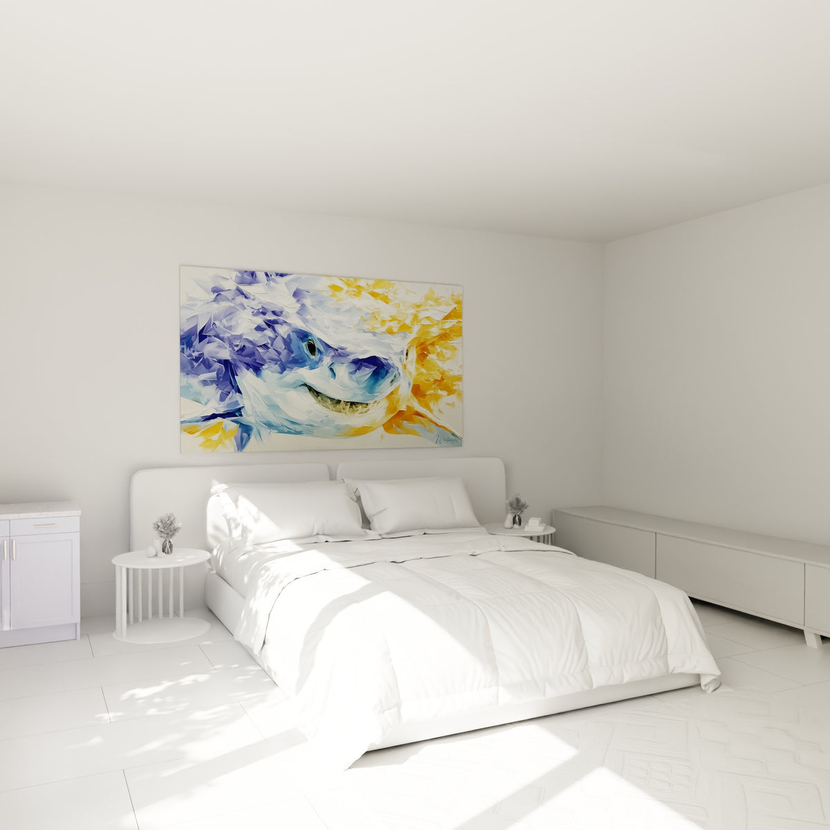 Museau de requin bleu violet et doré, traits fragmentés, accroché au-dessus d'un lit dans une chambre claire