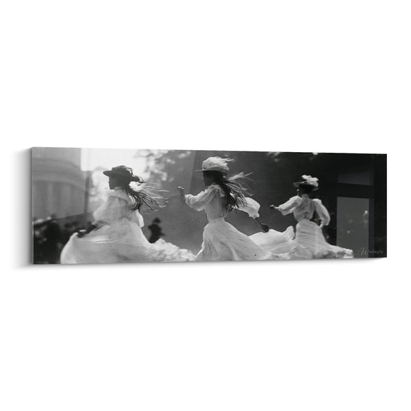 Tableau Danseuses noir et blanc en robes fluides - Élan de liberté - Edition Vintage