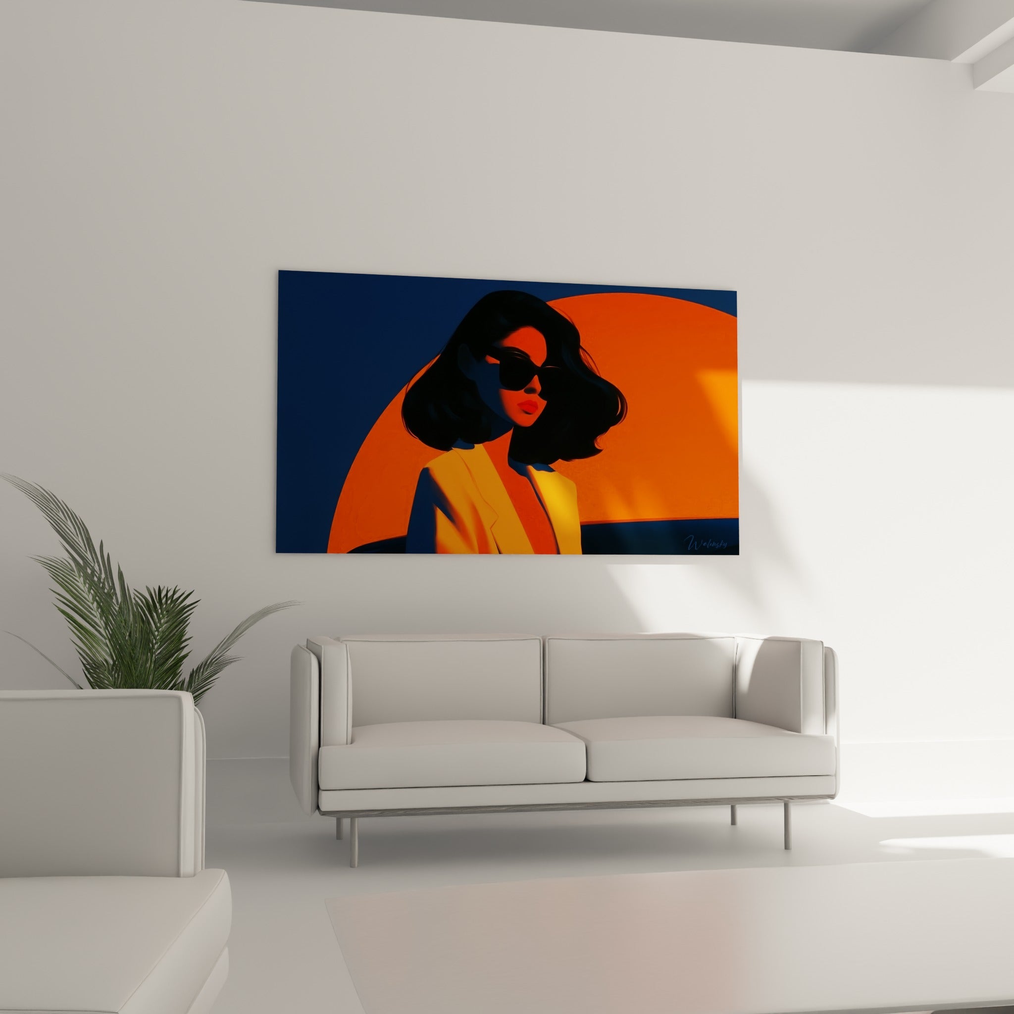 Portrait stylisé bleu marine et orange d'une femme accroché au-dessus d'un canapé dans un salon lumineux