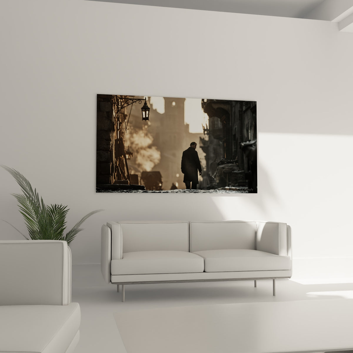 Homme en manteau noir marchant vers une lumière dorée voilée de brume, au-dessus d'un canapé dans un salon lumineux