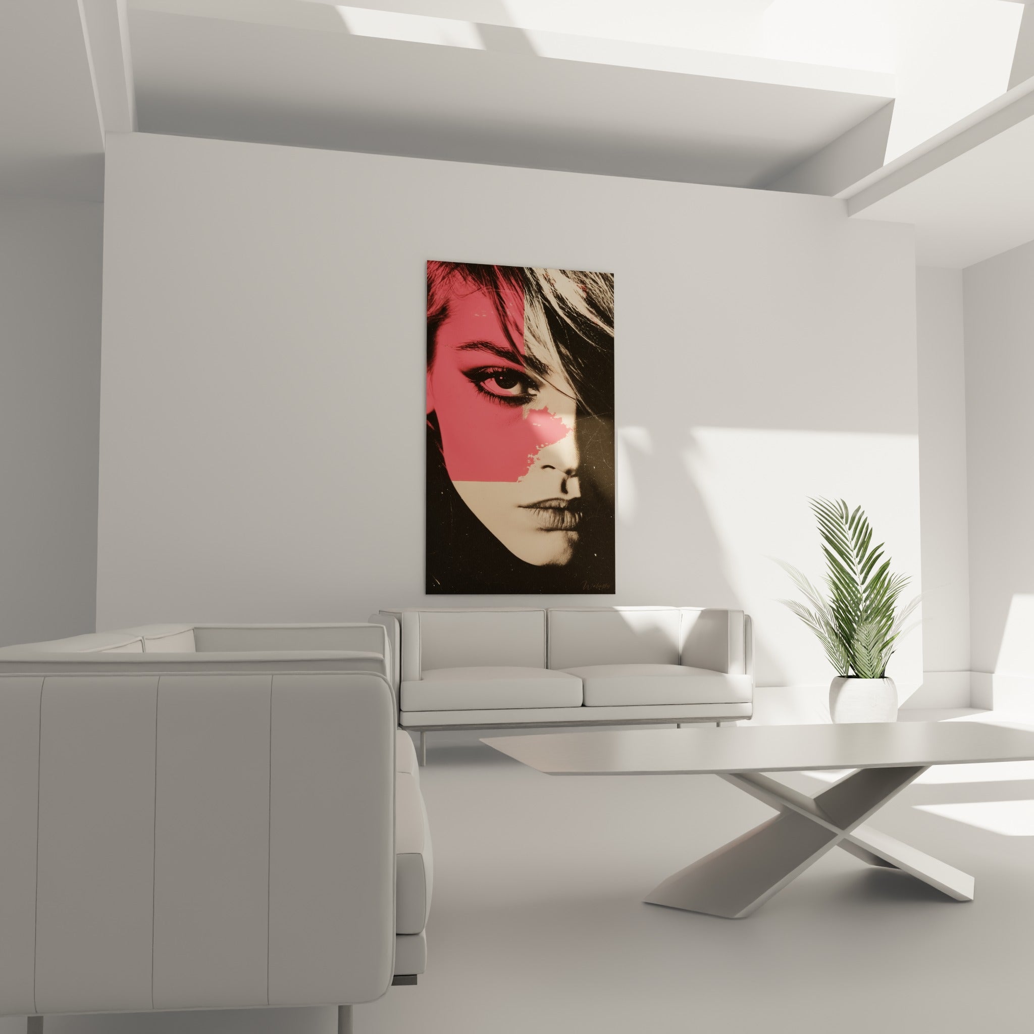 Femme au visage éclaboussé de rose et beige, expression captivante, au-dessus d'un canapé dans un salon lumineux