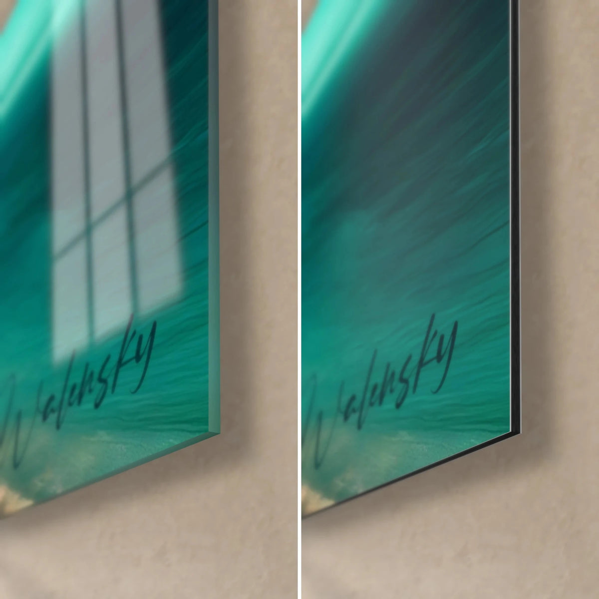 Tableau lagon turquoise et sable doré, coin bas droit : verre acrylique brillant à gauche, alu Dibond mat à droite, tranche de 3 mm