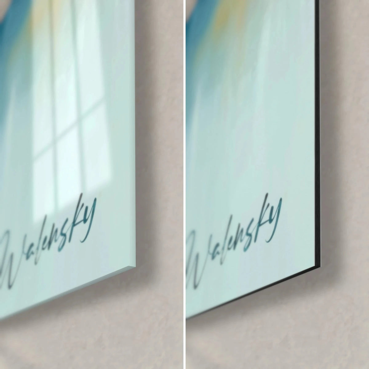 Tableau reflets aquatiques abstraits bleu profond et turquoise, coin bas droit : verre brillant à gauche, Dibond mat, tranche 3 mm