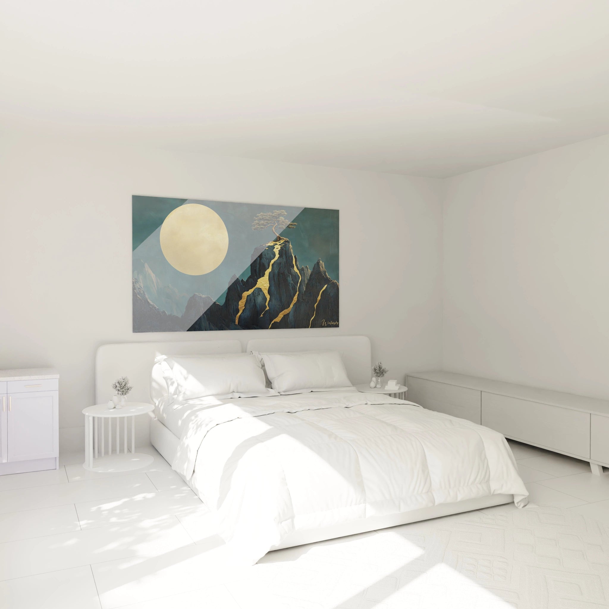 Un tableau japon minimaliste montrant des montagnes sombres avec lignes d'or, un arbre bonsaï au sommet et une lune dorée éclatante, créant une composition équilibrée aux teintes bleu marine, or et noir profond.
