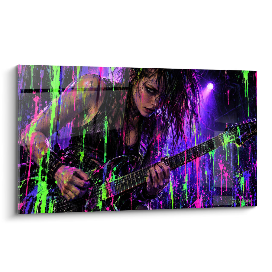 Tableau Guitariste aux coulures vertes et roses bracelet clouté - Projecteur violet en fond - Edition Rock