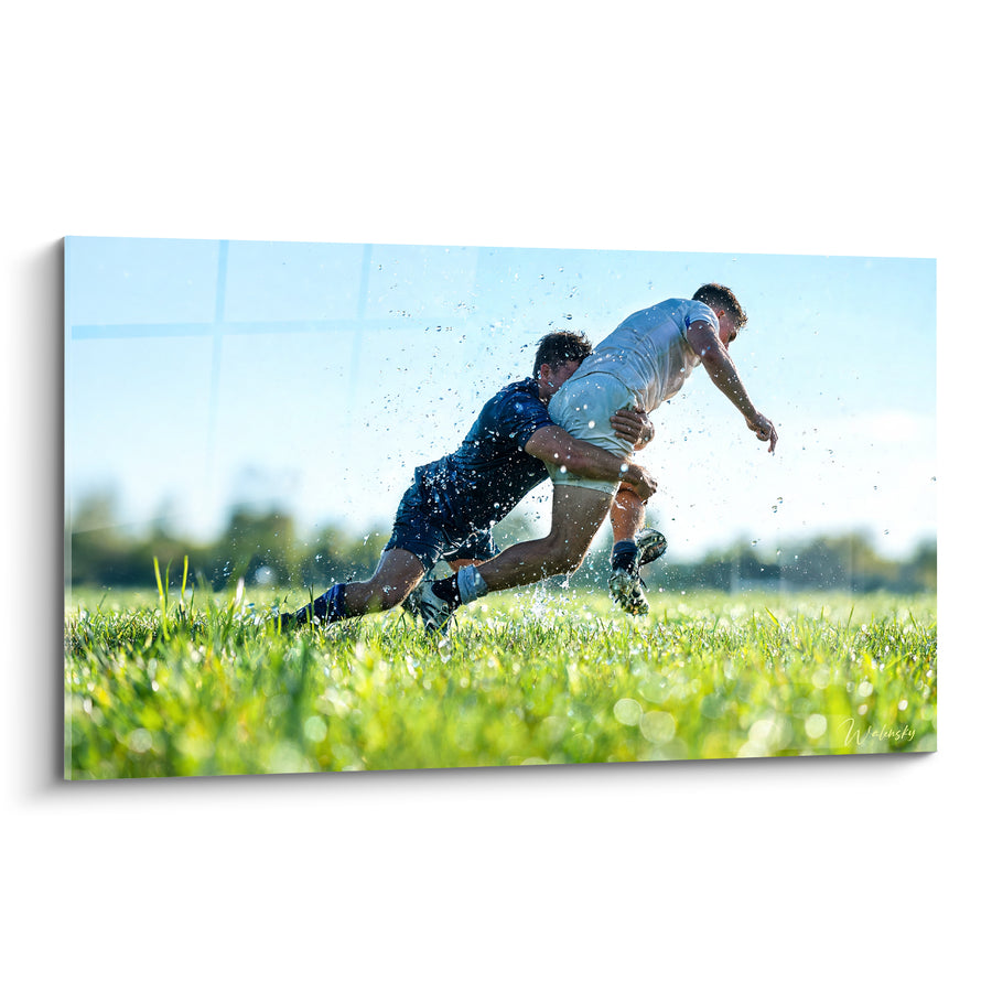 Tableau Plaquage vert et bleu sur pelouse humide - Choc sur le terrain - Edition Rugby