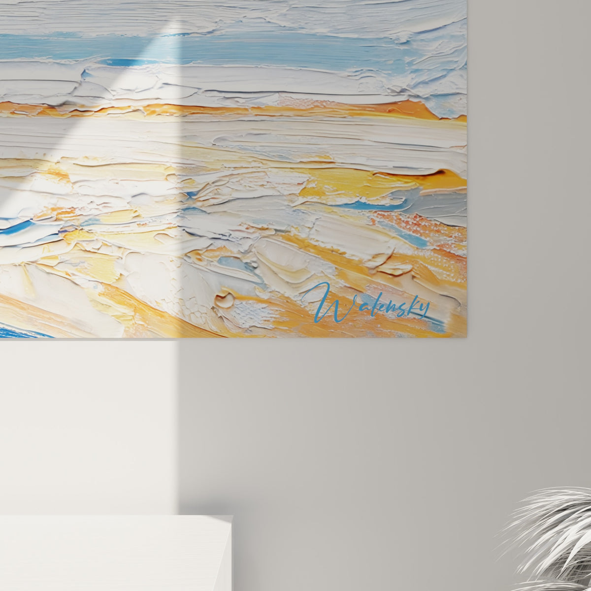 Empâtements épais bleu et blanc du ciel autour du soleil rouge, coulures ocre visibles sur la toile texturée