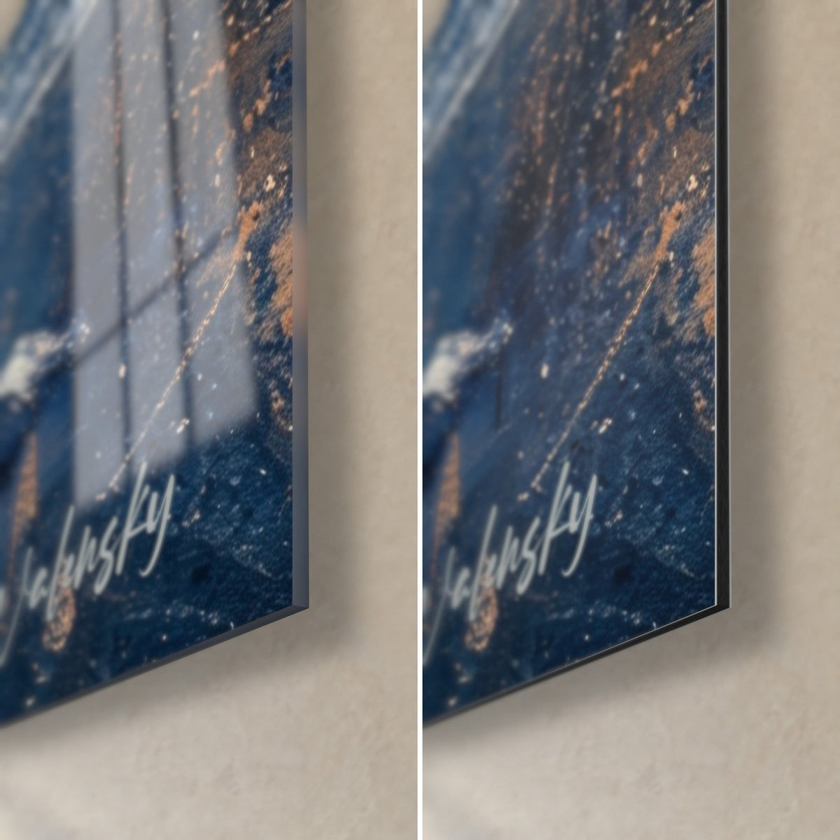 Tableau coureur bleu marine, coin bas droit : verre acrylique brillant à gauche, alu Dibond mat à droite, tranche de 3 mm
