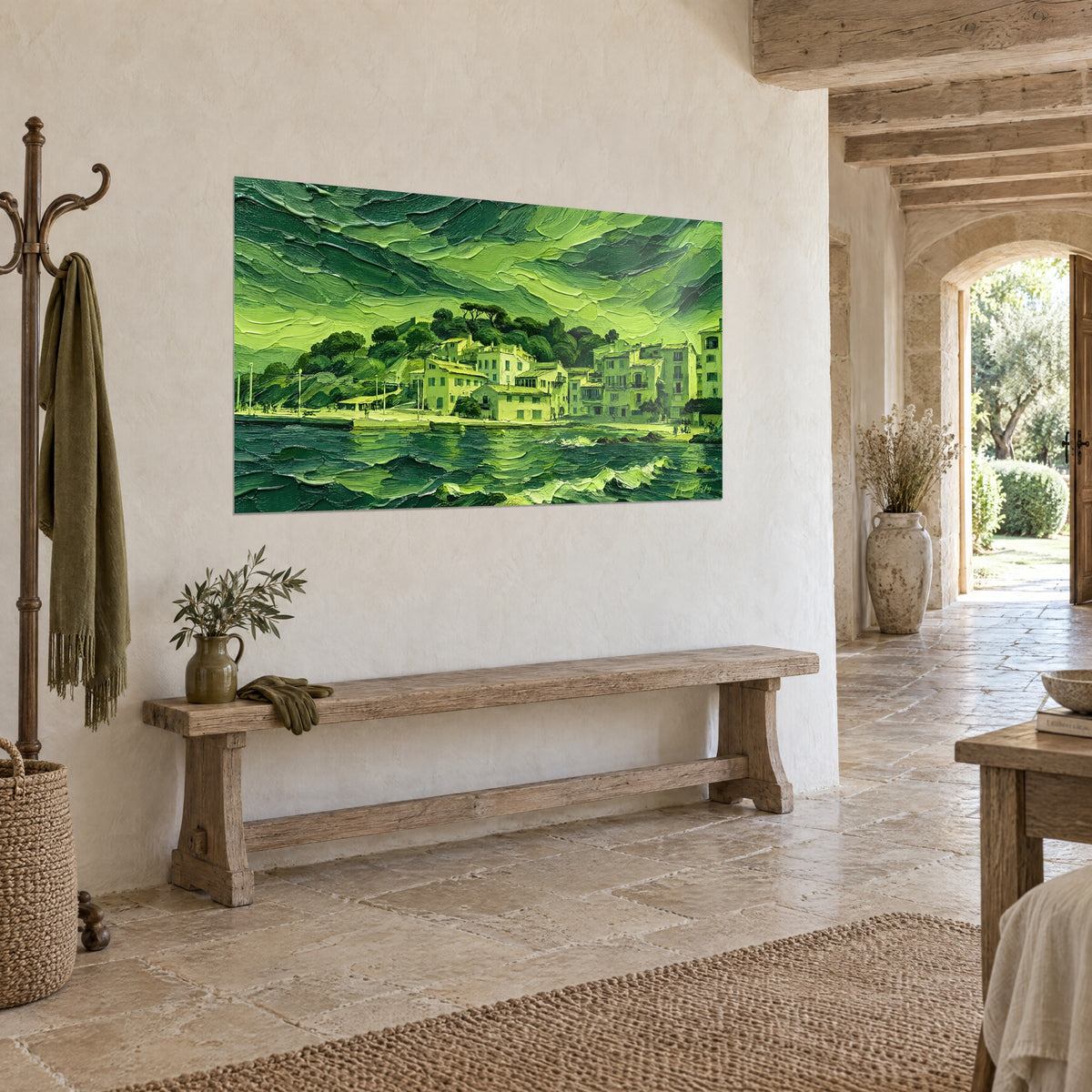 Quadro borgo costiero sotto un cielo di pennellate verdi, muri color crema e pini scuri, su una parete di pietra chiara