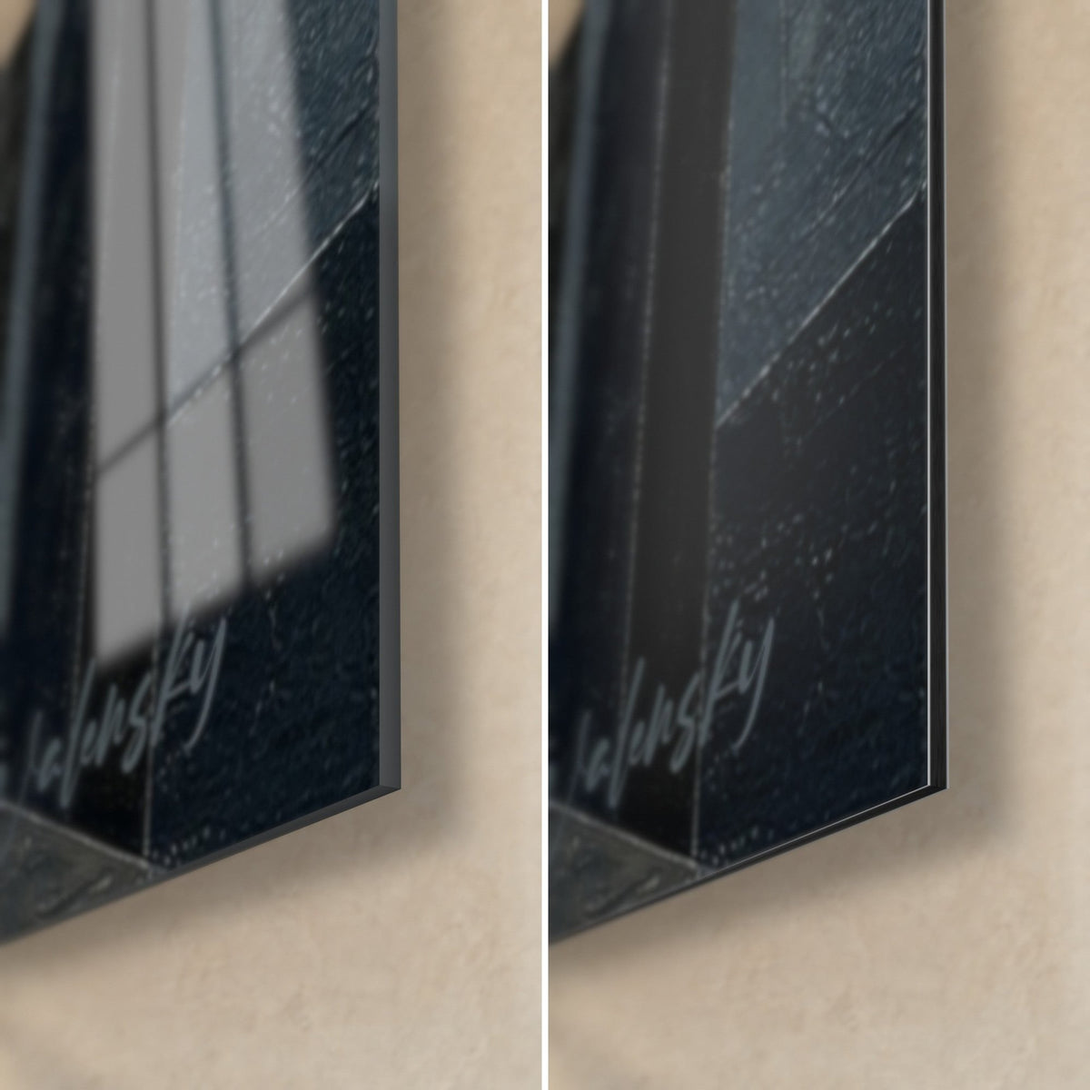 Tableau marin à la casquette anguleuse, coin bas droit : verre acrylique brillant et reflets à gauche, alu Dibond noir mat à droite, tranche de 3 mm