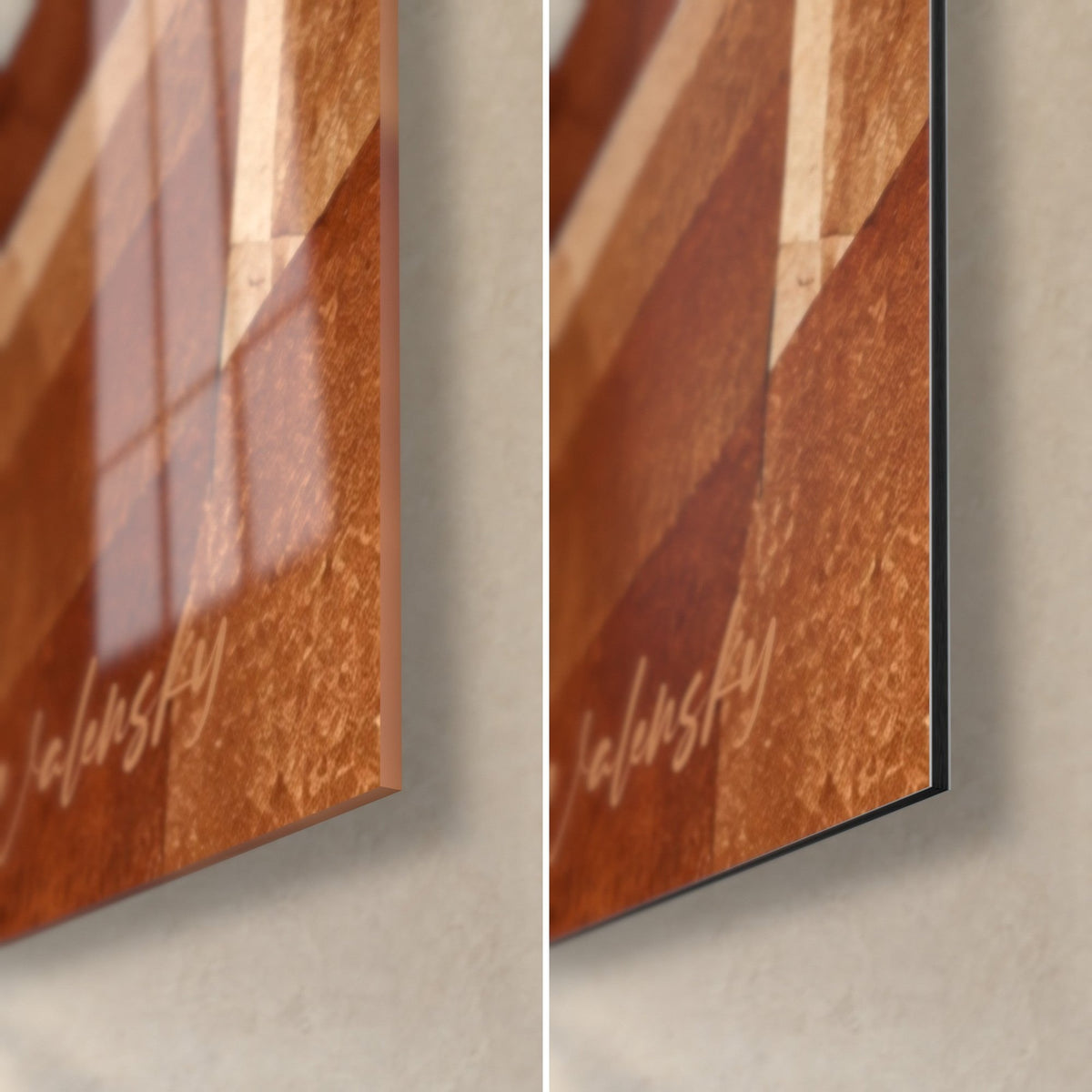 Quadro di tetti terracotta e beige, angolo in basso a destra: vetro acrilico lucido a sinistra, alluminio Dibond opaco a destra, spessore 3 mm