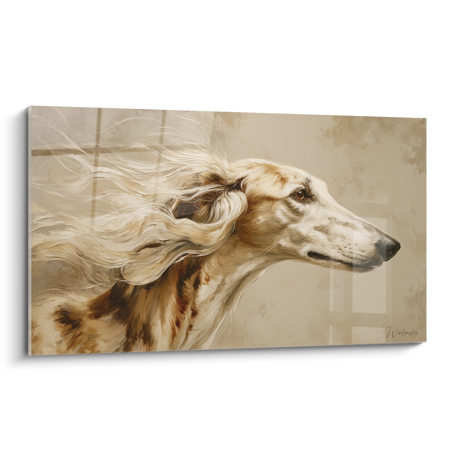 Portrait artistique de Saluki aux poils dorés en mouvement sur fond beige, style pictural élégant