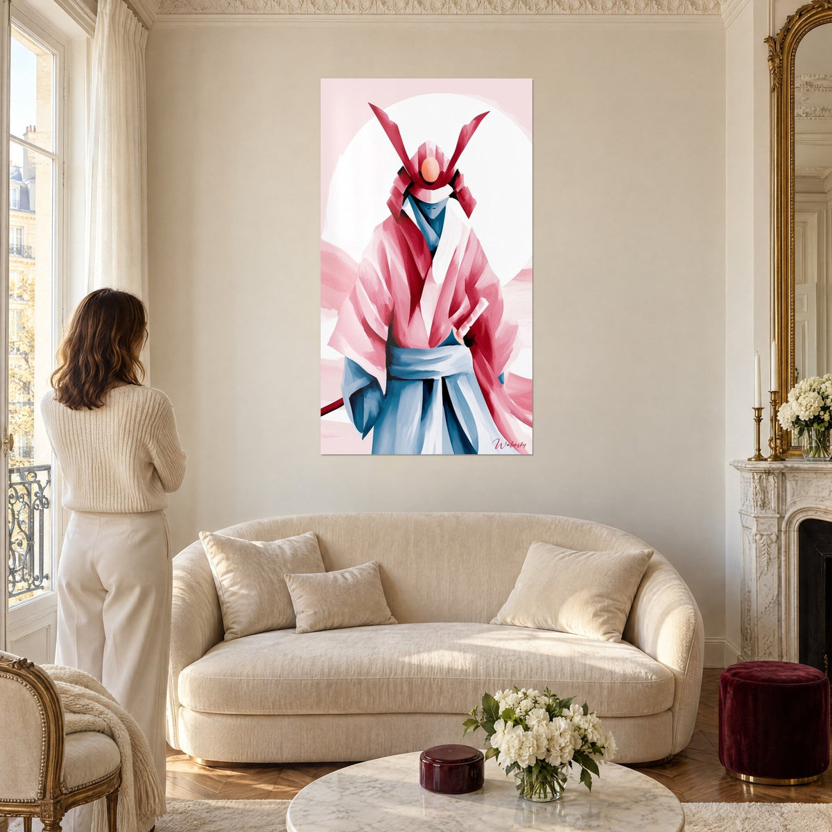 Wall art samurai with a helmet and carmine horns, powder-pink kimono and pale blue hakama before a white moon disc, above a sofa in a bright living room