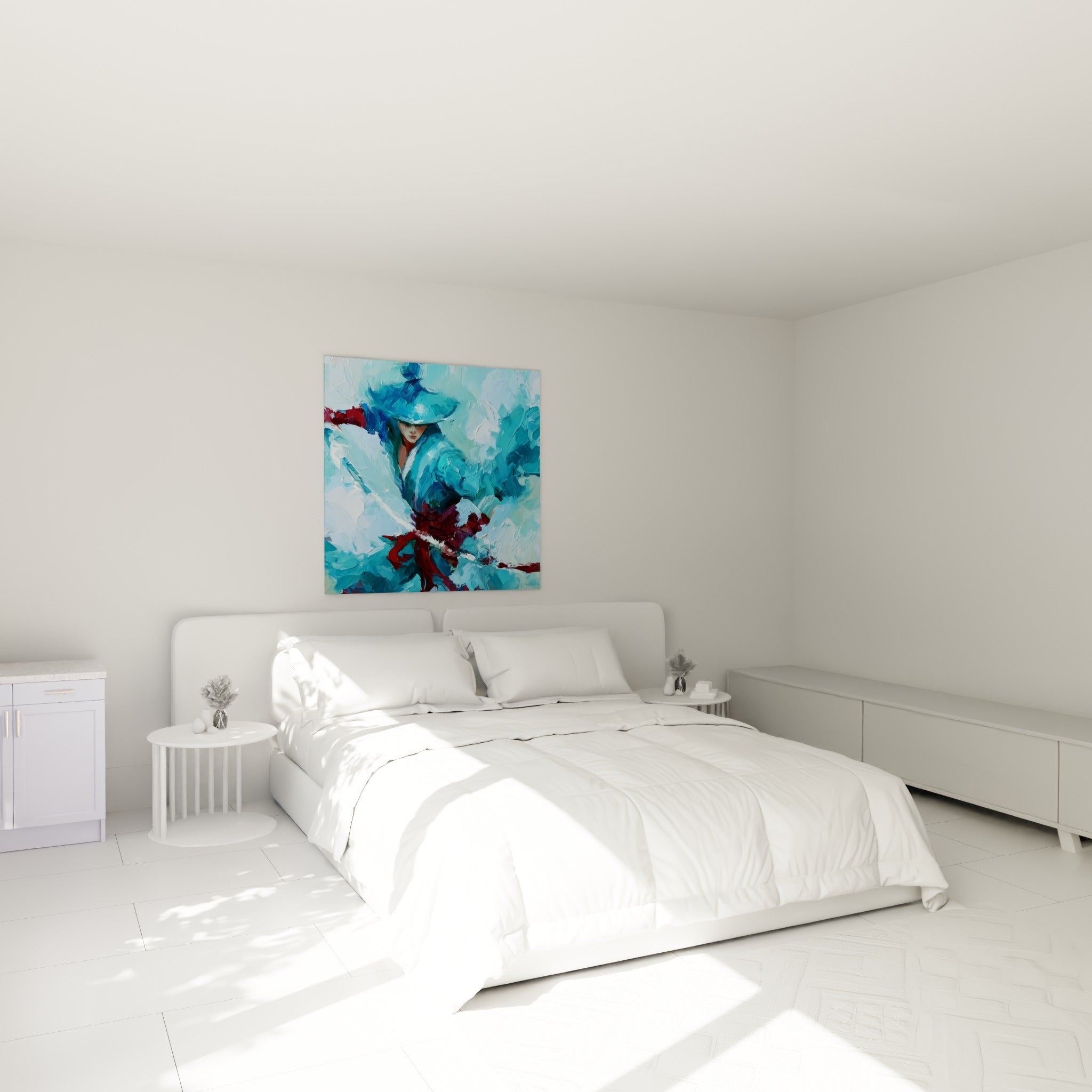 Samouraï en bleu marine et rouge cramoisi accroché au-dessus d'un lit dans une chambre claire