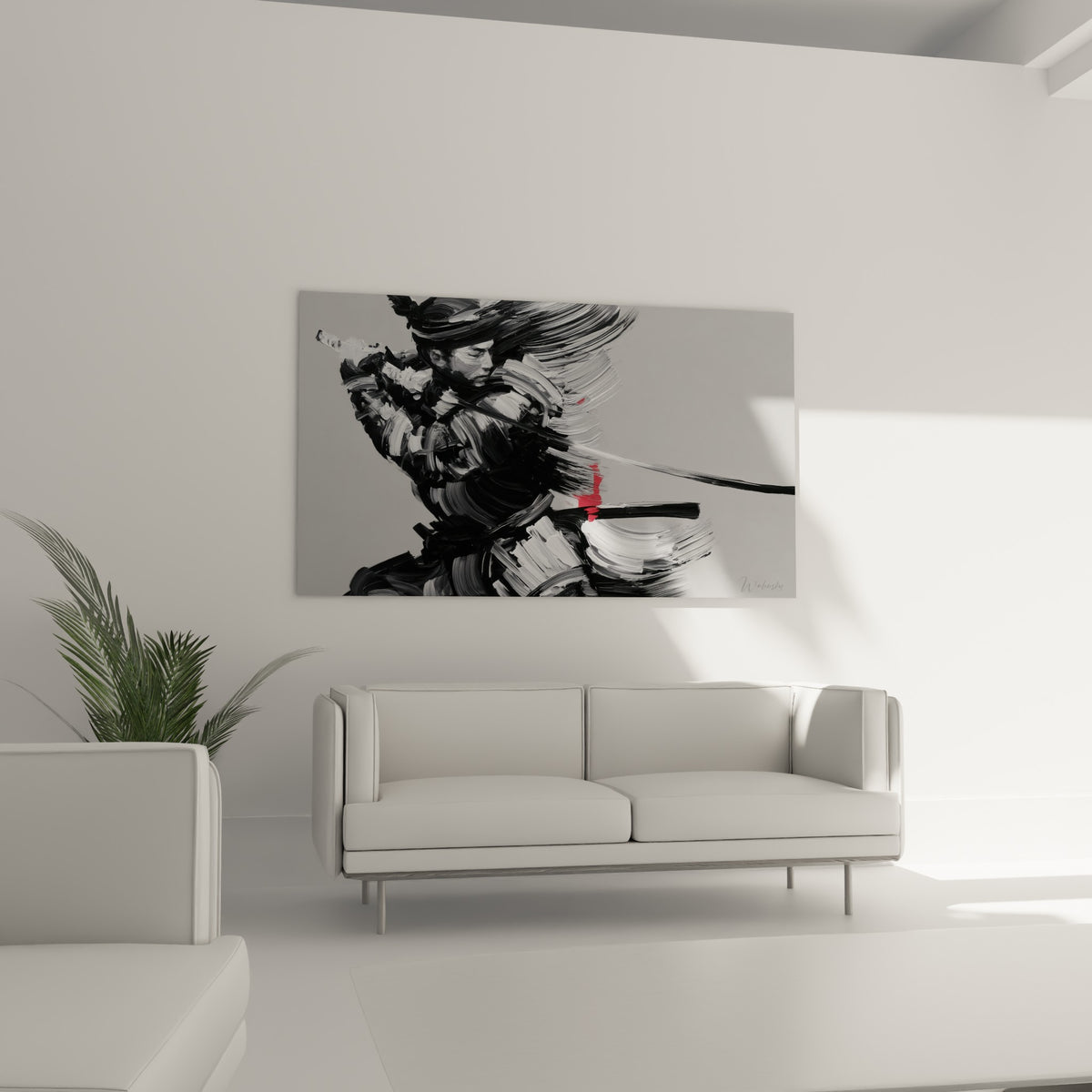 Silhouette de samouraï en mouvement, contrastes noir et gris, au-dessus d'un canapé dans un salon lumineux