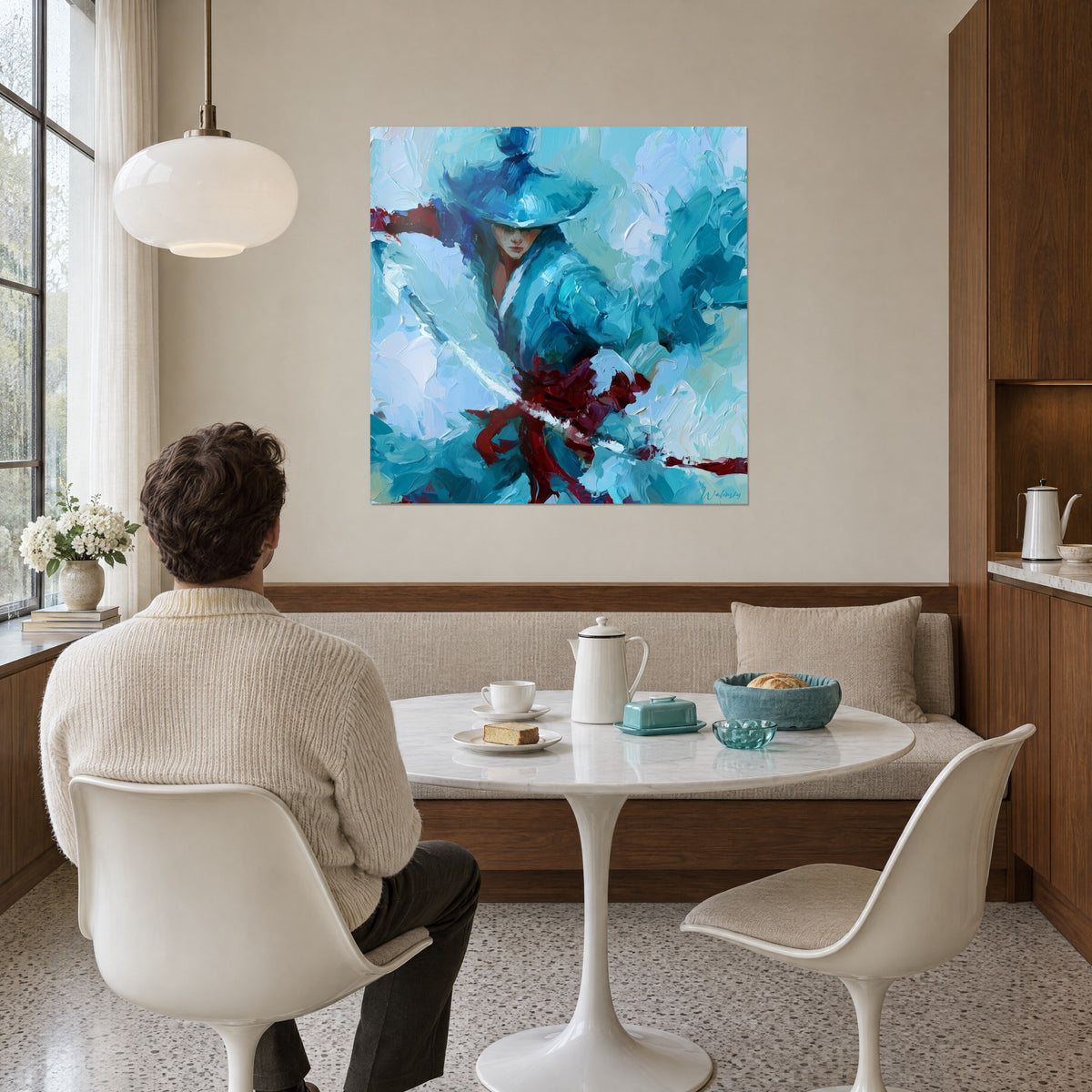 Tableau portrait de spadassin en bleu nuit et turquoise, nœud de ceinture bordeaux, matière épaisse, près d'une table ronde blanche