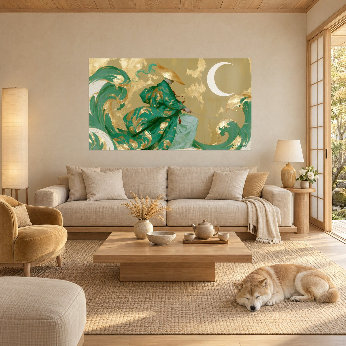 Schilderij samoerai met gouden hoed in smaragdgroene kimono, witte halvemaan, een liggende shiba boven een bank in een lichte woonkamer
