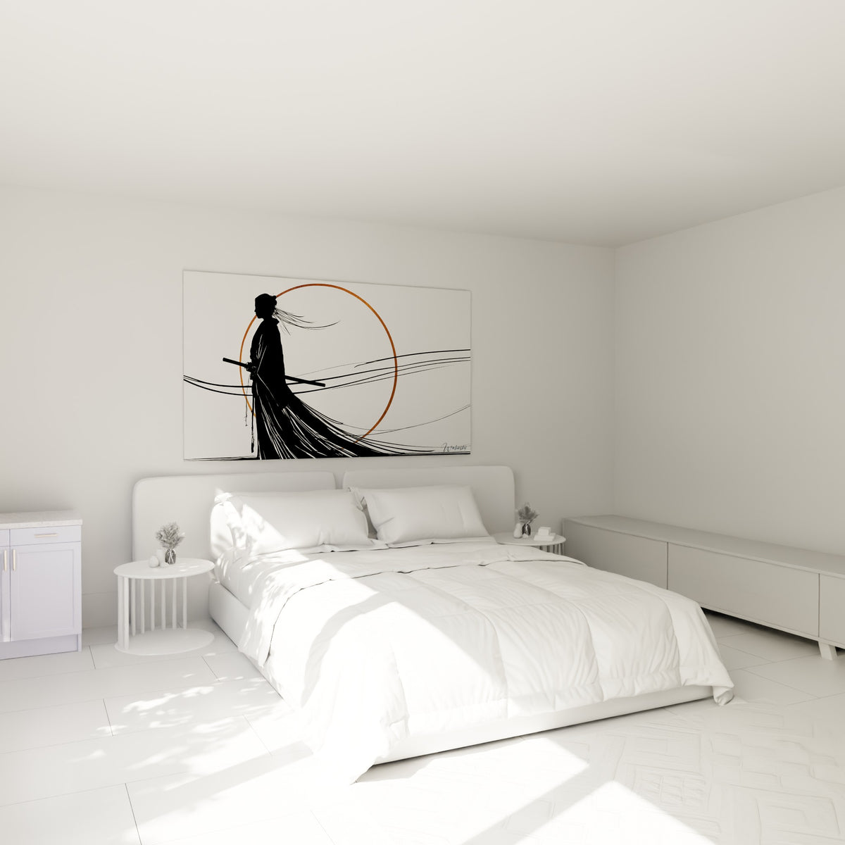 Samouraï filant vers un cercle cuivré, robe noire soulevée, accroché au-dessus d'un lit dans une chambre claire