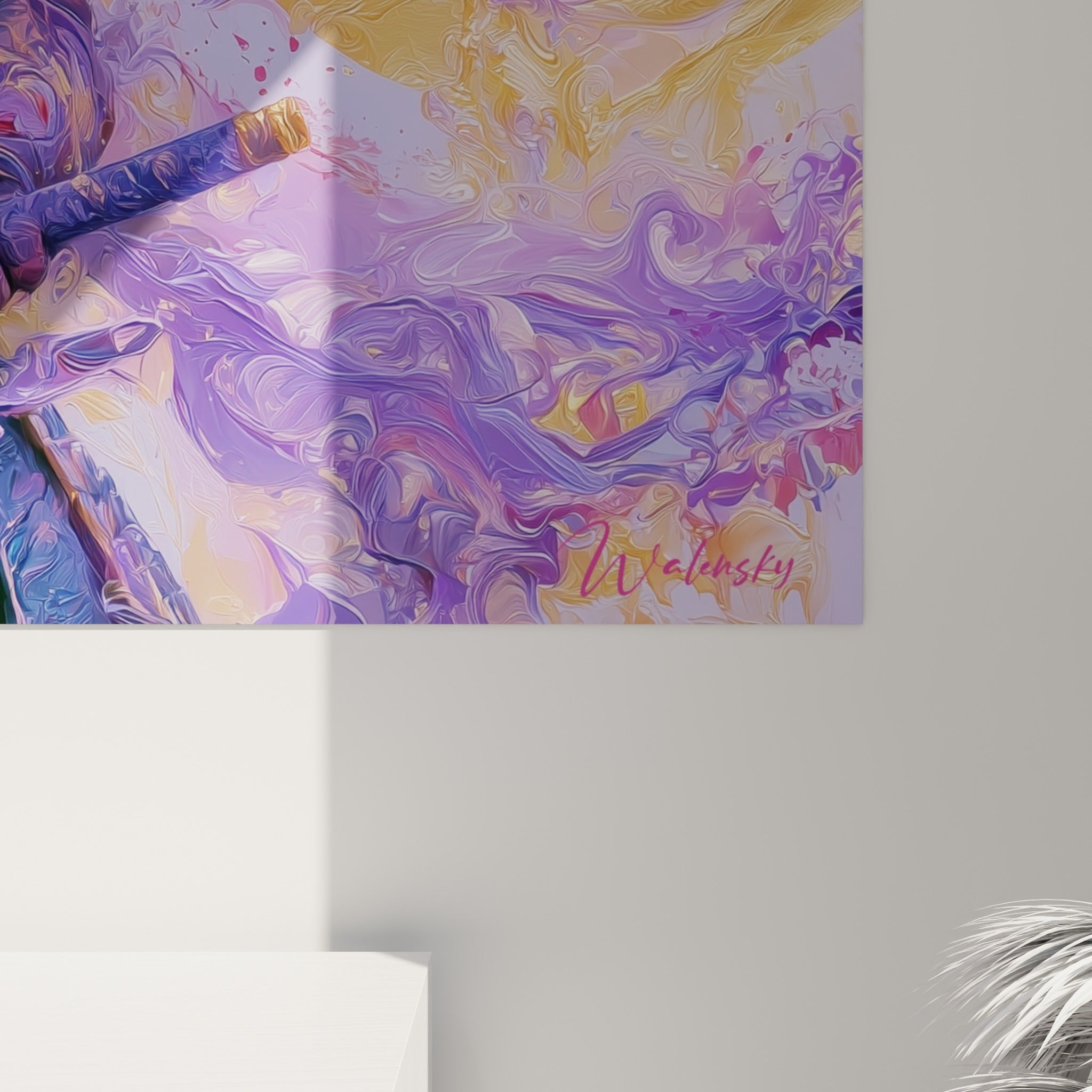 Empâtements dorés et violets sur l'armure du Samouraï, coulures fauve et rose se mêlant en gros plan sur la toile.