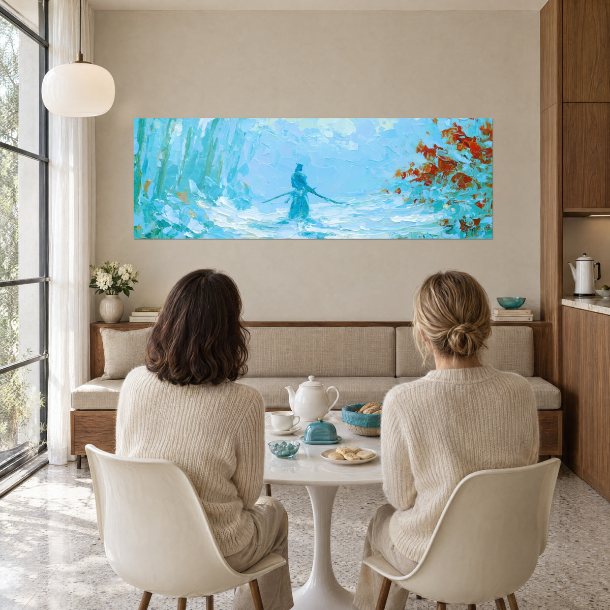 Tableau lame tendue d'un samouraï bleu glacier, feuillage rouge orangé à droite, deux amies attablées devant un thé, maison années 50