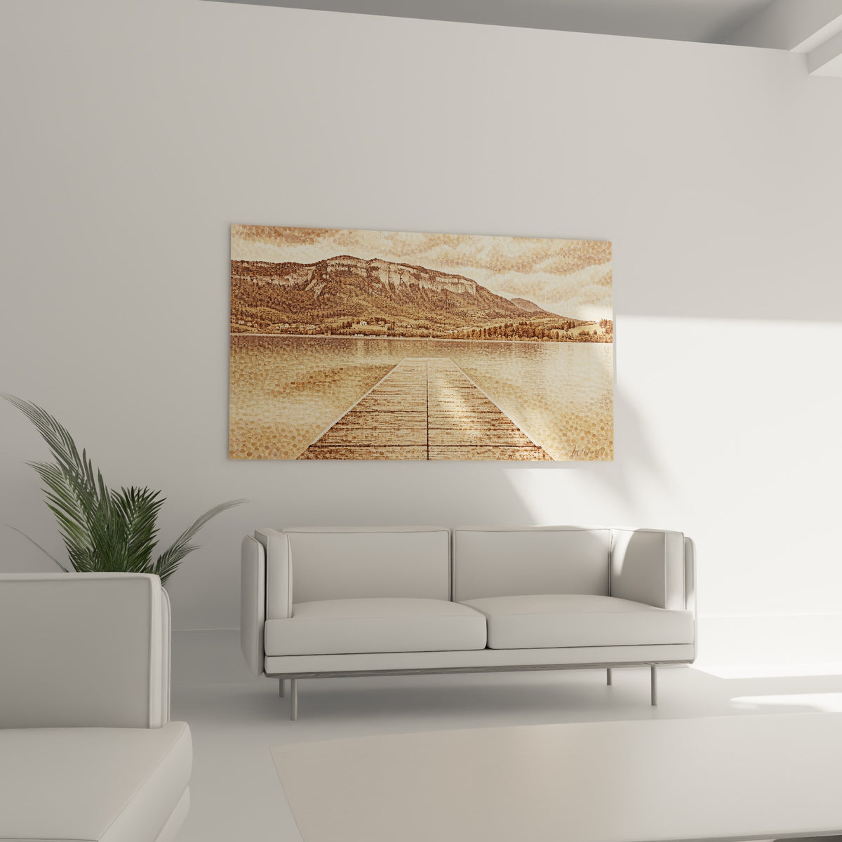 Montagnes sépia et eau calme autour d'un embarcadère, suspendues au-dessus d'un canapé dans un salon lumineux